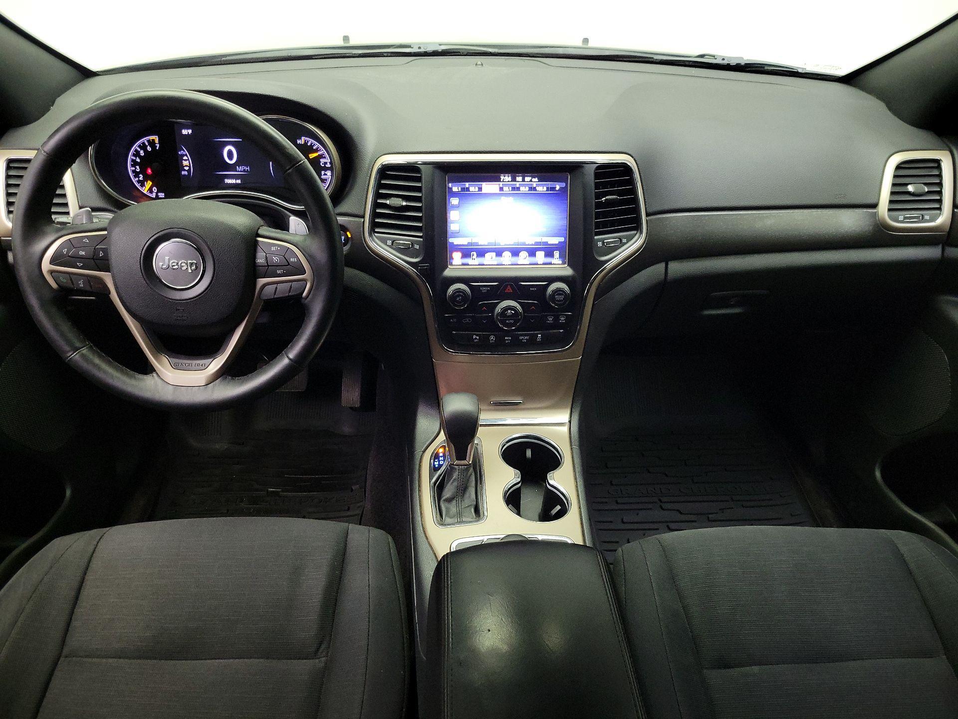 Thumbnail: 2017 Jeep Grand Cherokee - 9