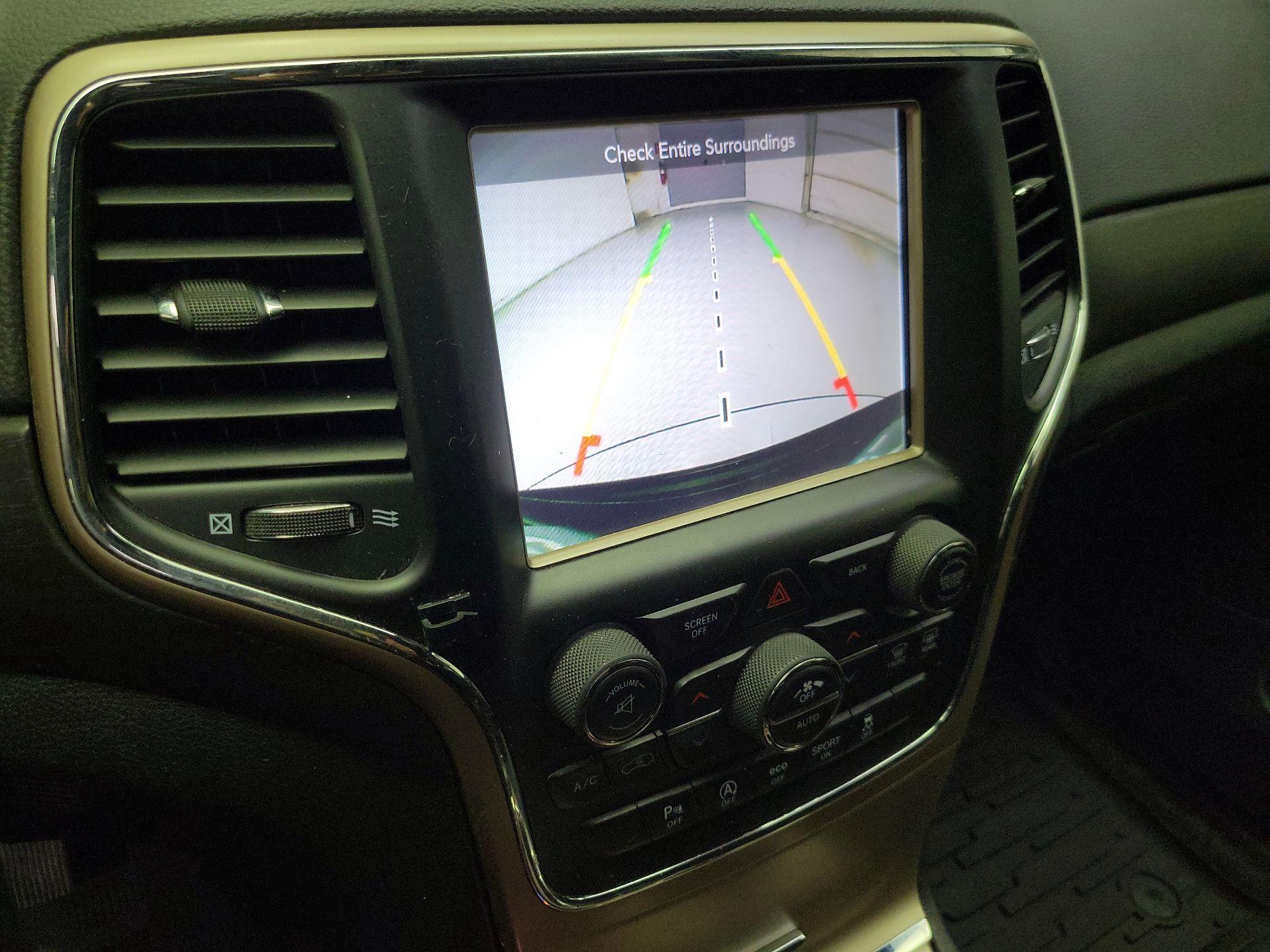 Thumbnail: 2017 Jeep Grand Cherokee - 14