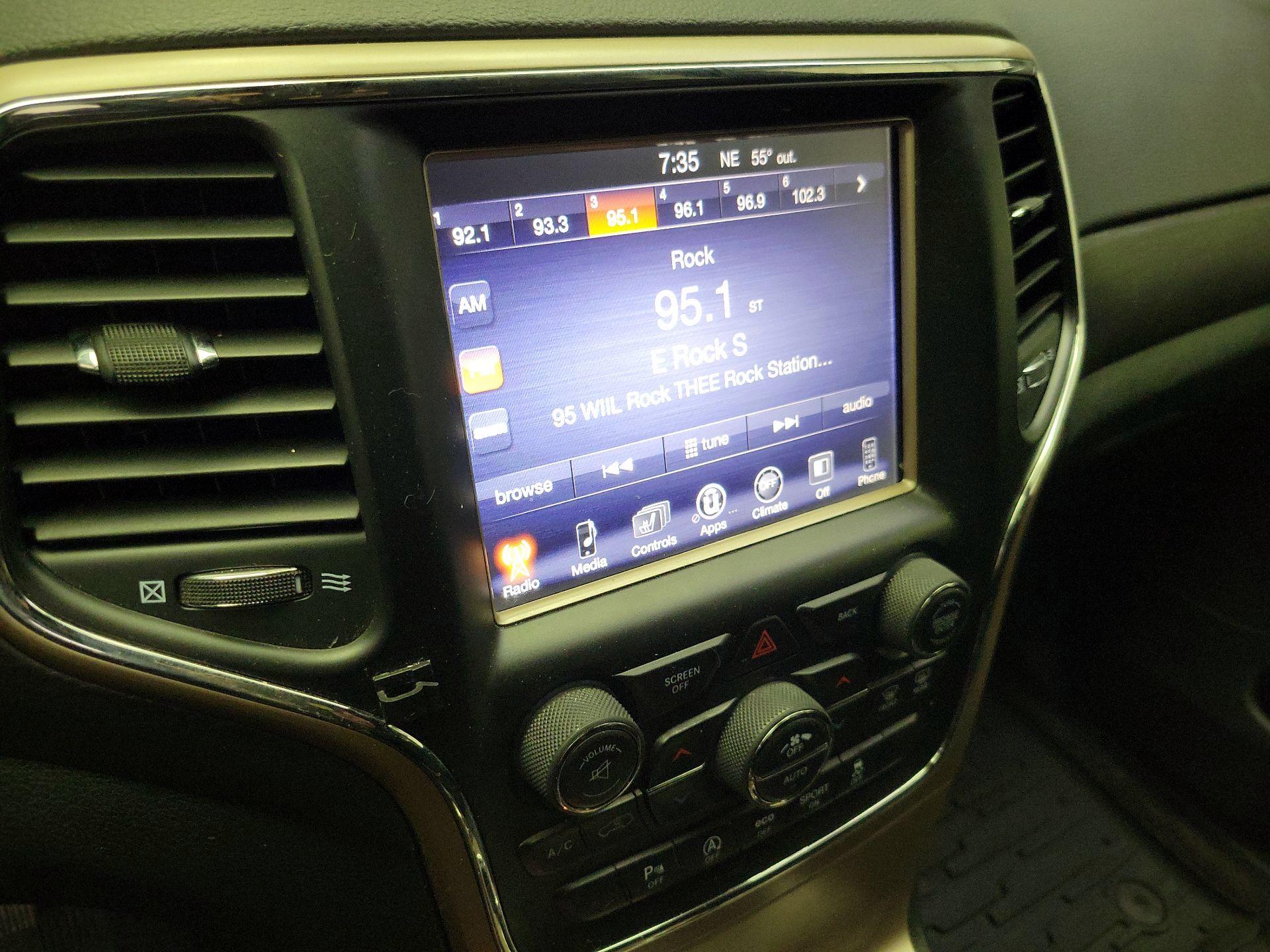 Thumbnail: 2017 Jeep Grand Cherokee - 15