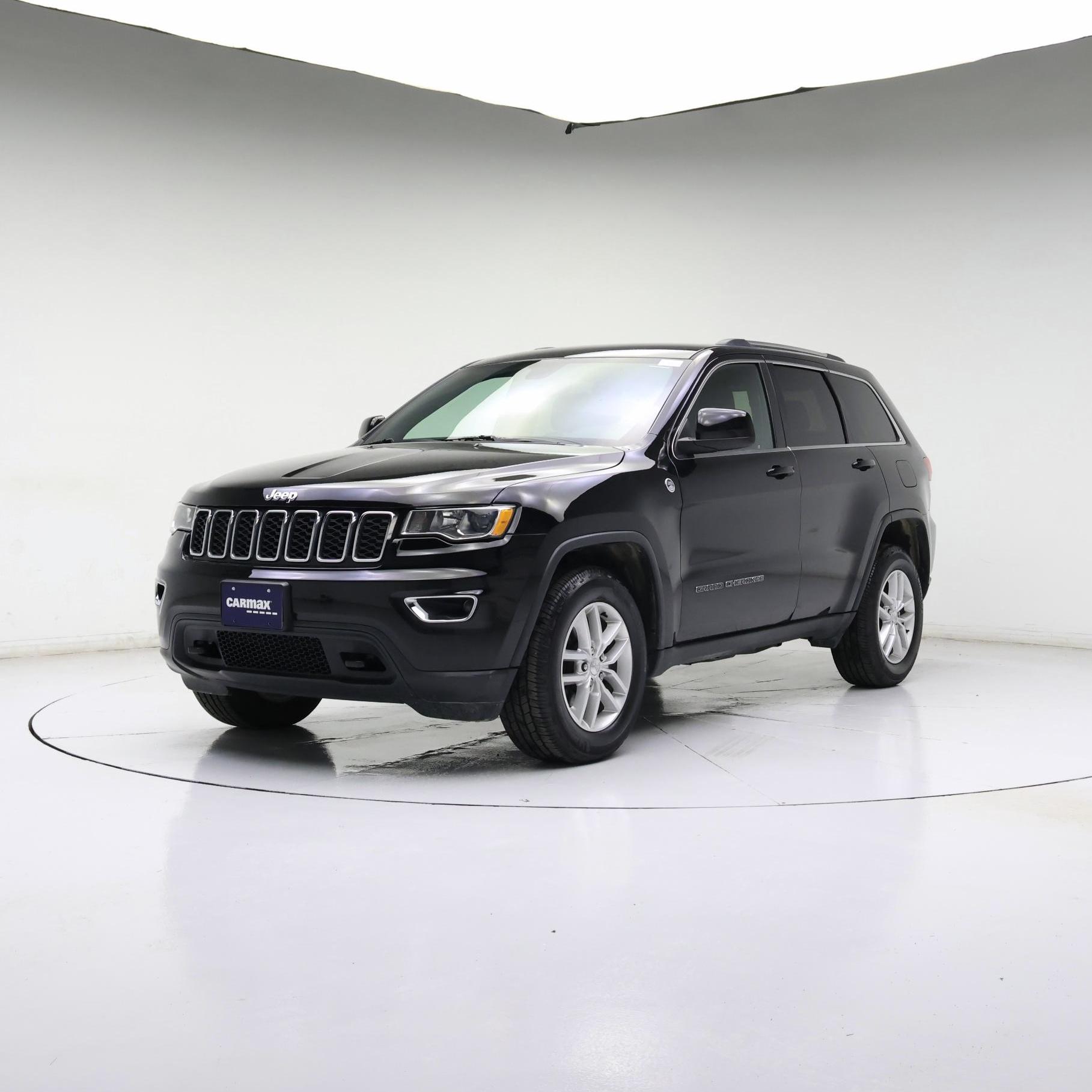 Thumbnail: 2017 Jeep Grand Cherokee - 8