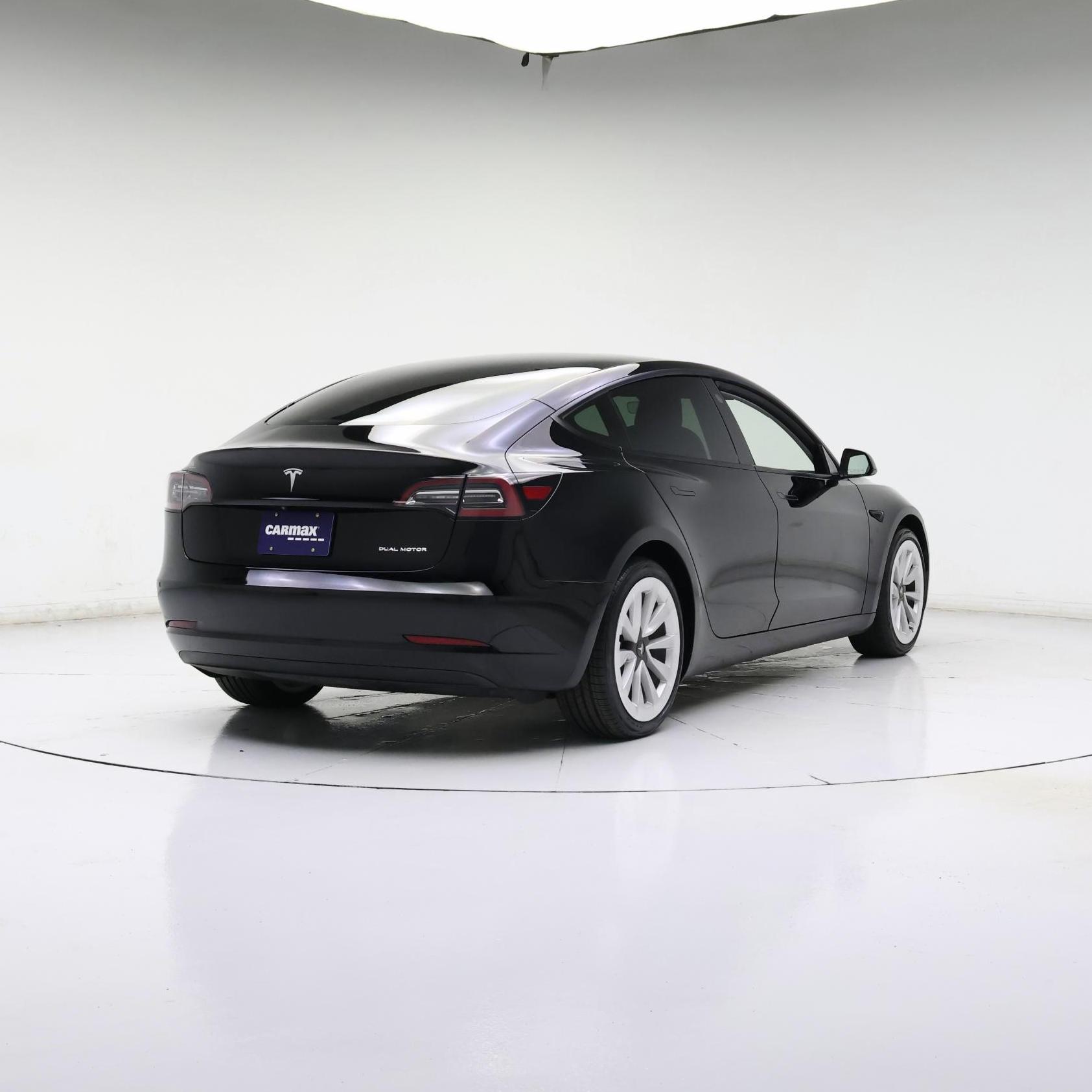 Thumbnail: 2021 Tesla Model 3 - 8