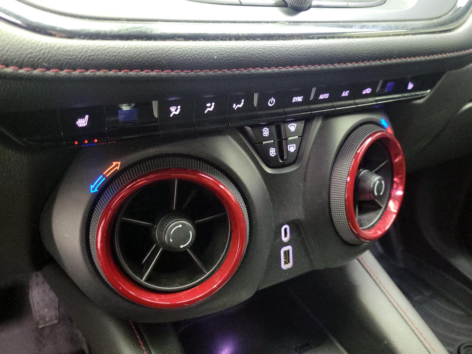 Thumbnail: 2020 Chevrolet Blazer - 16