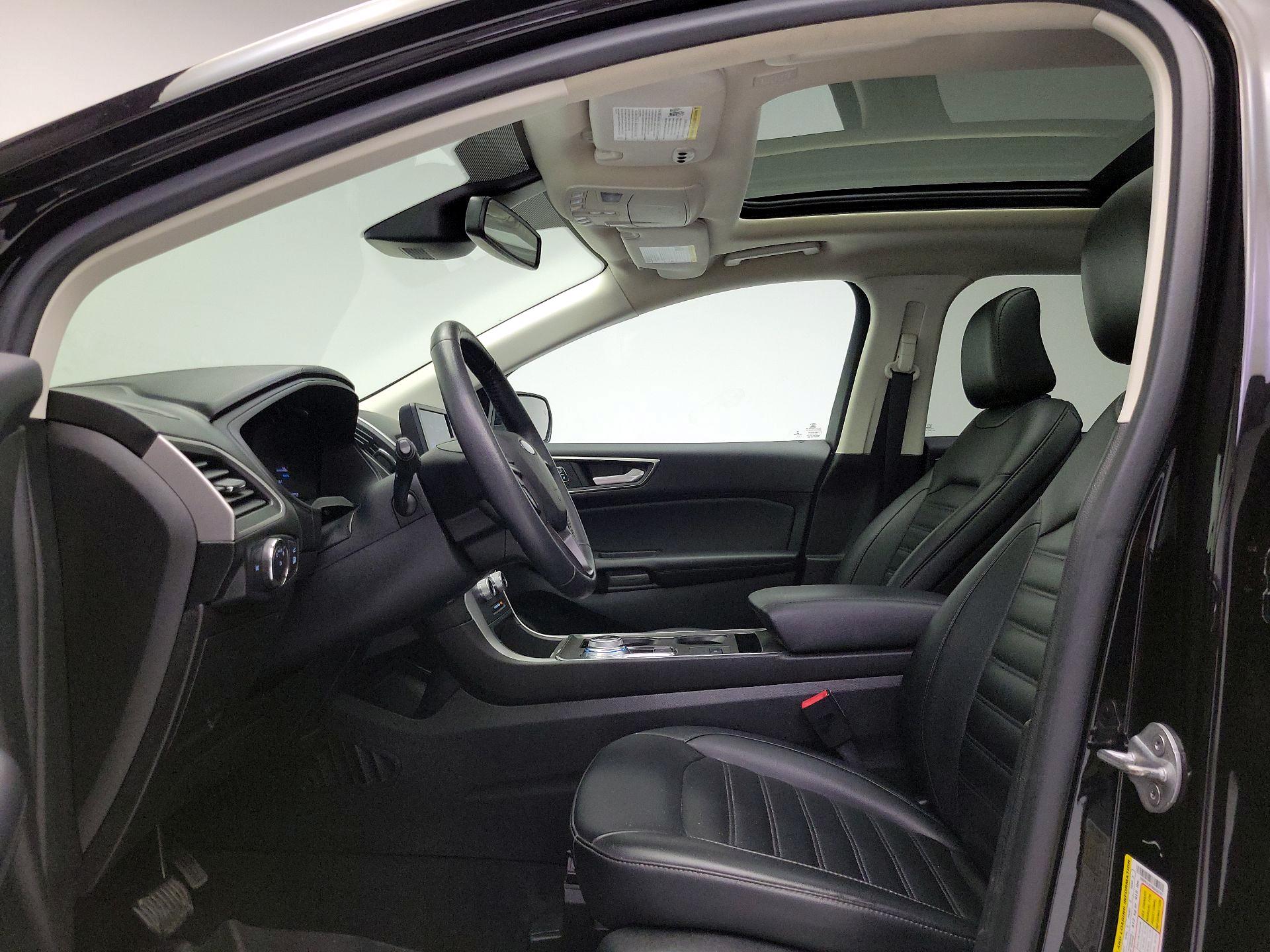 Thumbnail: 2022 Ford Edge - 19