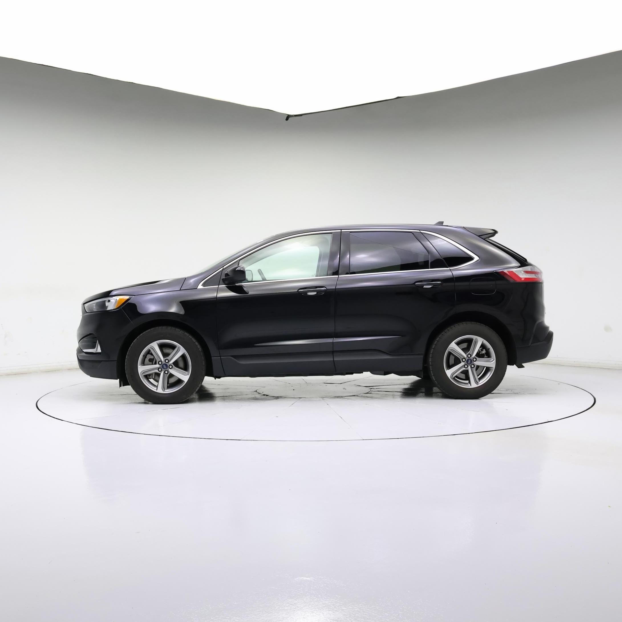 Thumbnail: 2022 Ford Edge - 3