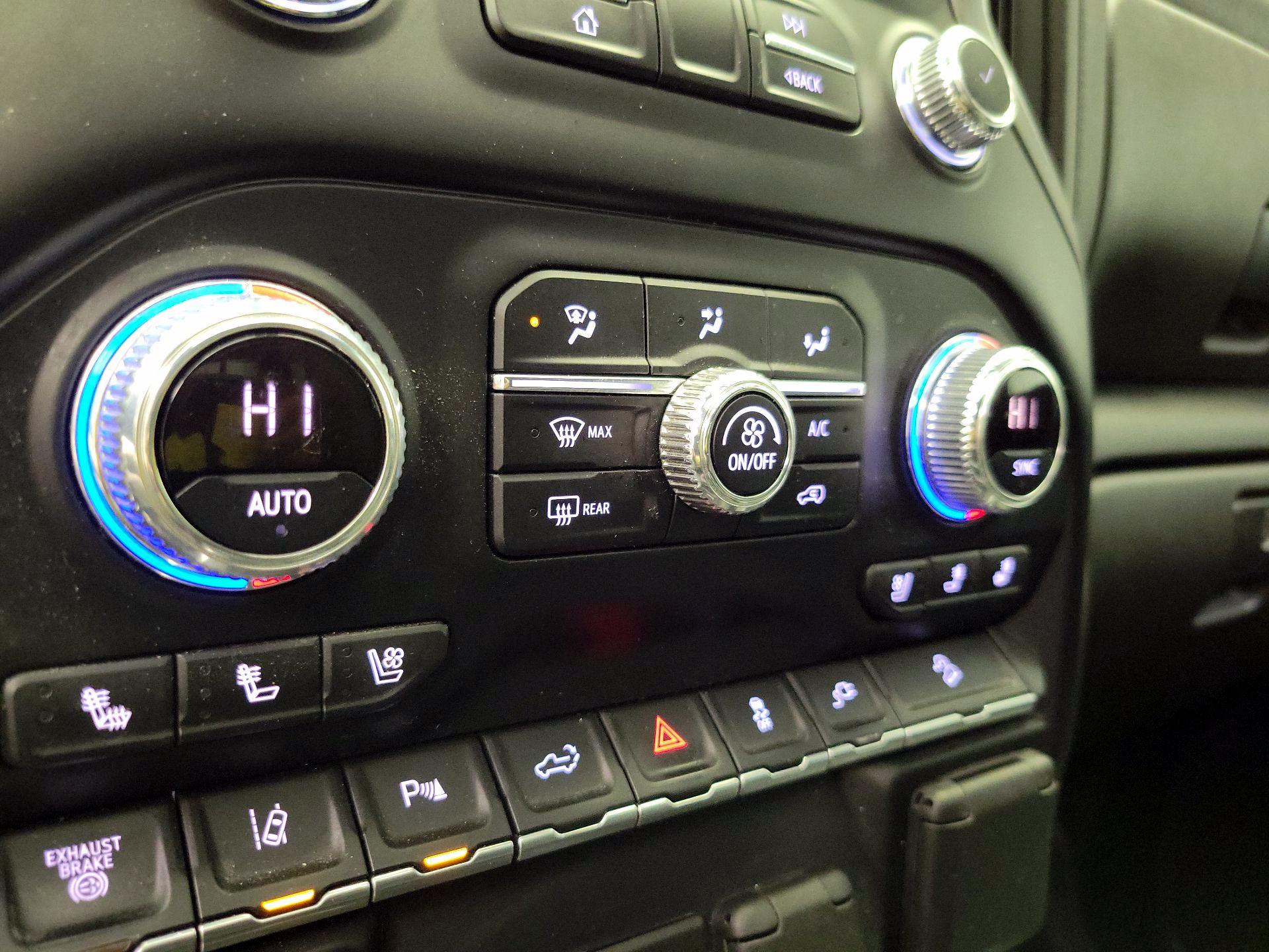 Thumbnail: 2022 GMC Sierra 2500 - 17