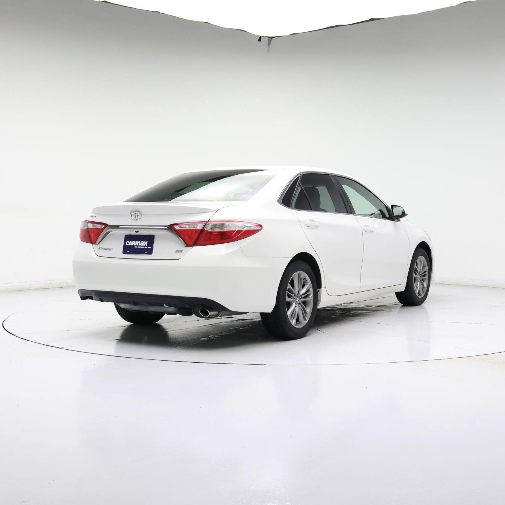 Thumbnail: 2015 Toyota Camry - 8