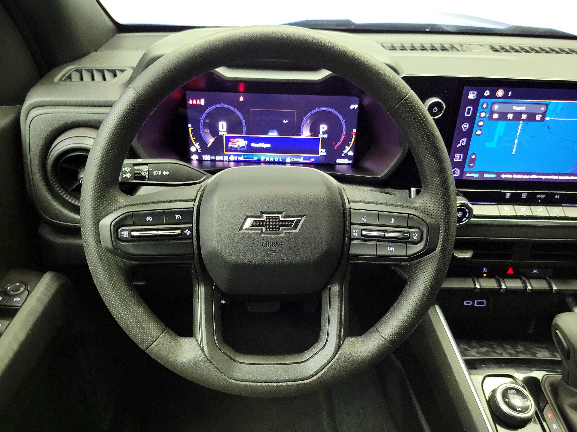 Thumbnail: 2024 Chevrolet Colorado - 10