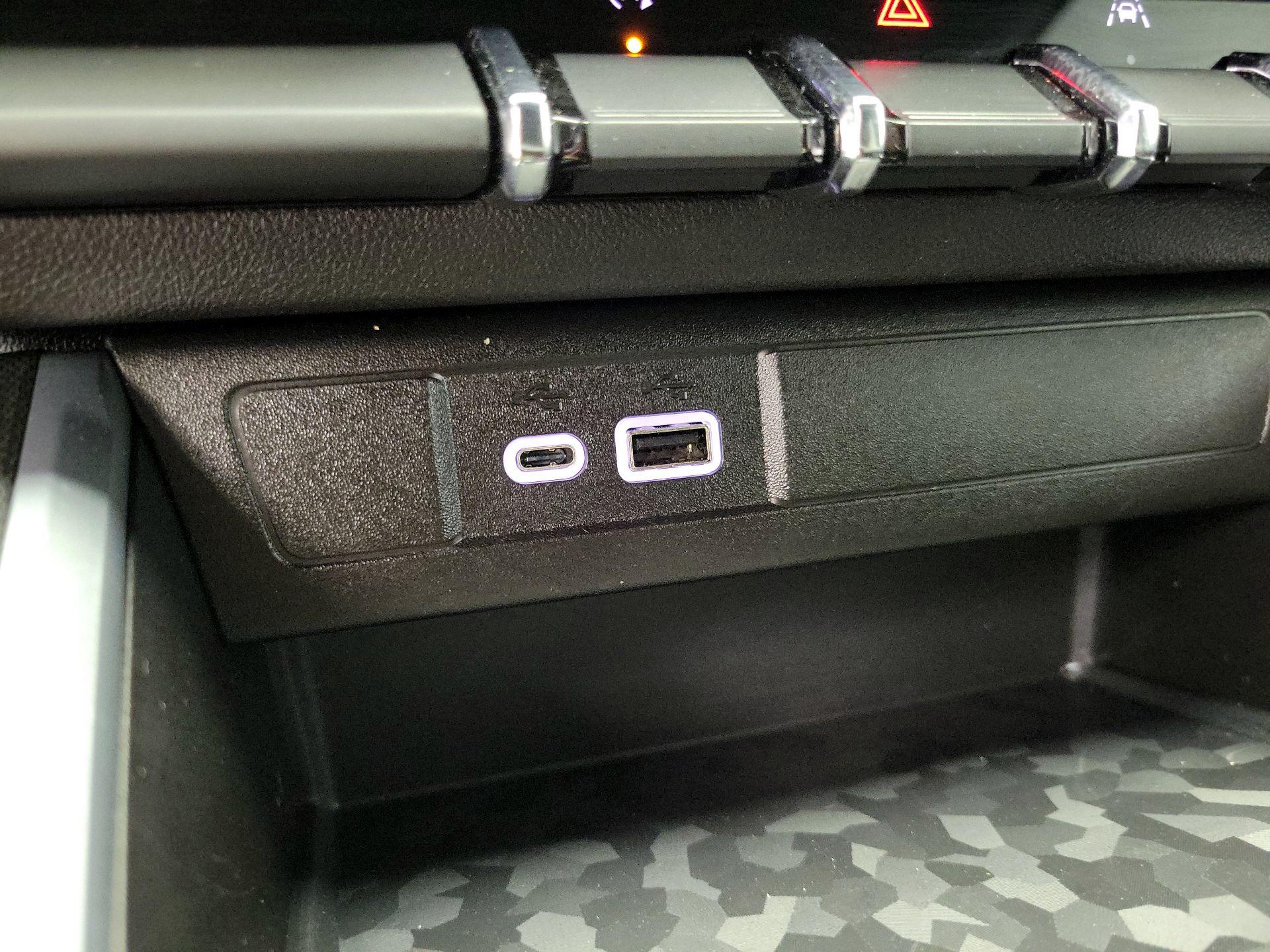 Thumbnail: 2024 Chevrolet Colorado - 19