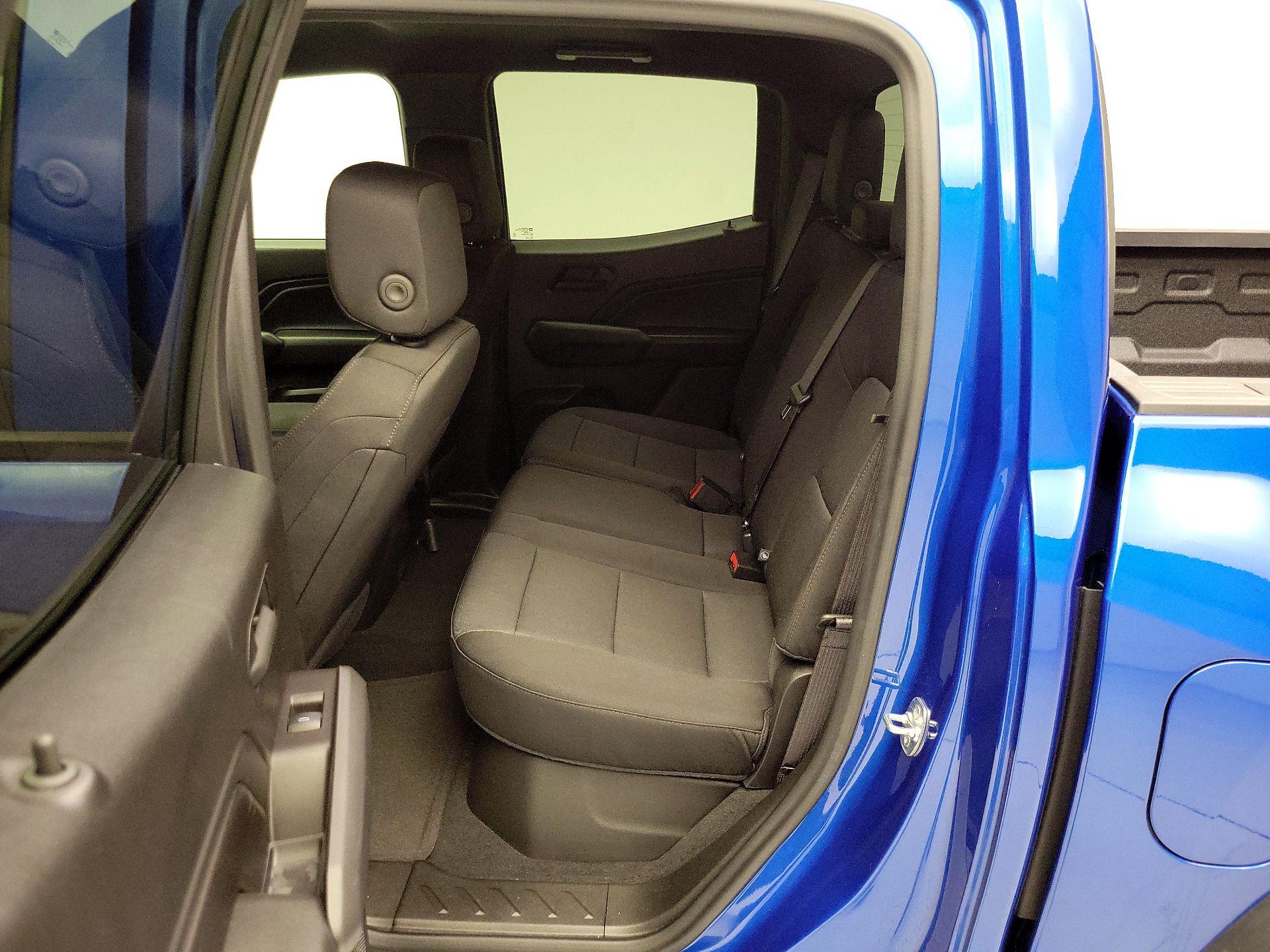 Thumbnail: 2024 Chevrolet Colorado - 20