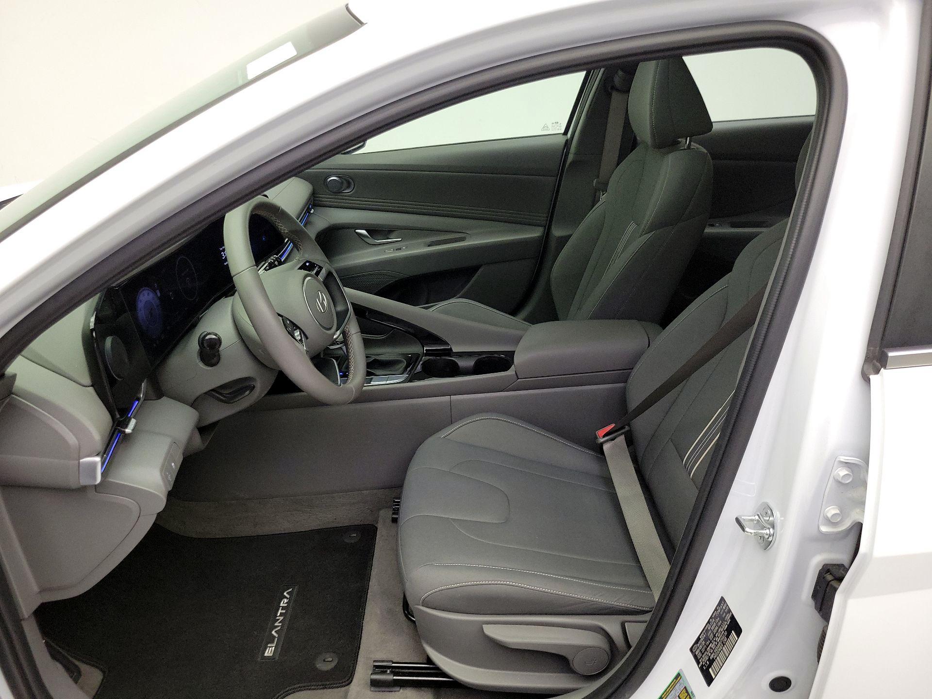 Thumbnail: 2024 Hyundai Elantra - 11