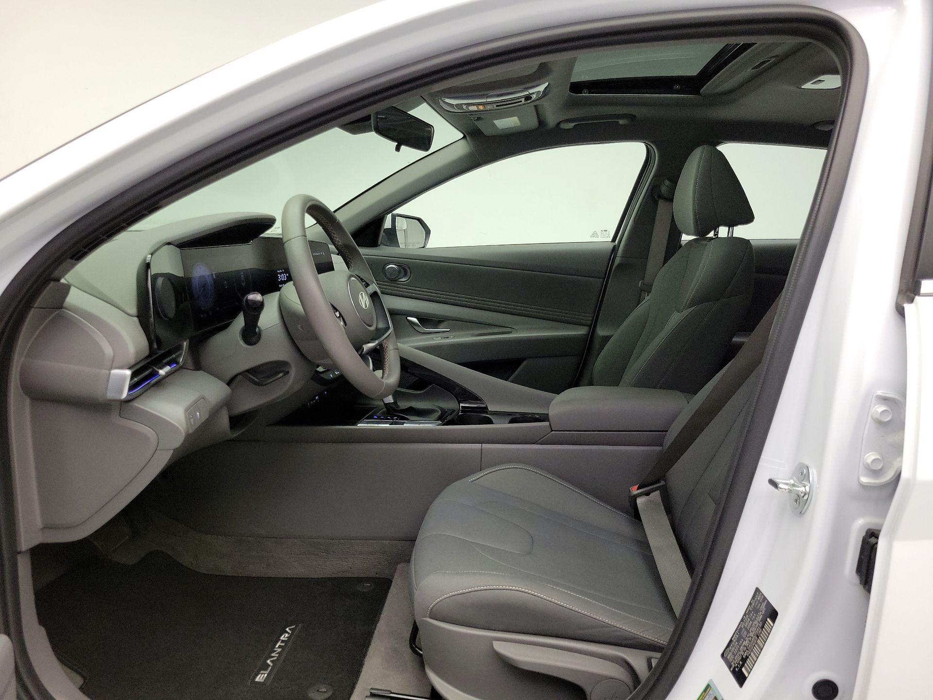 Thumbnail: 2024 Hyundai Elantra - 20