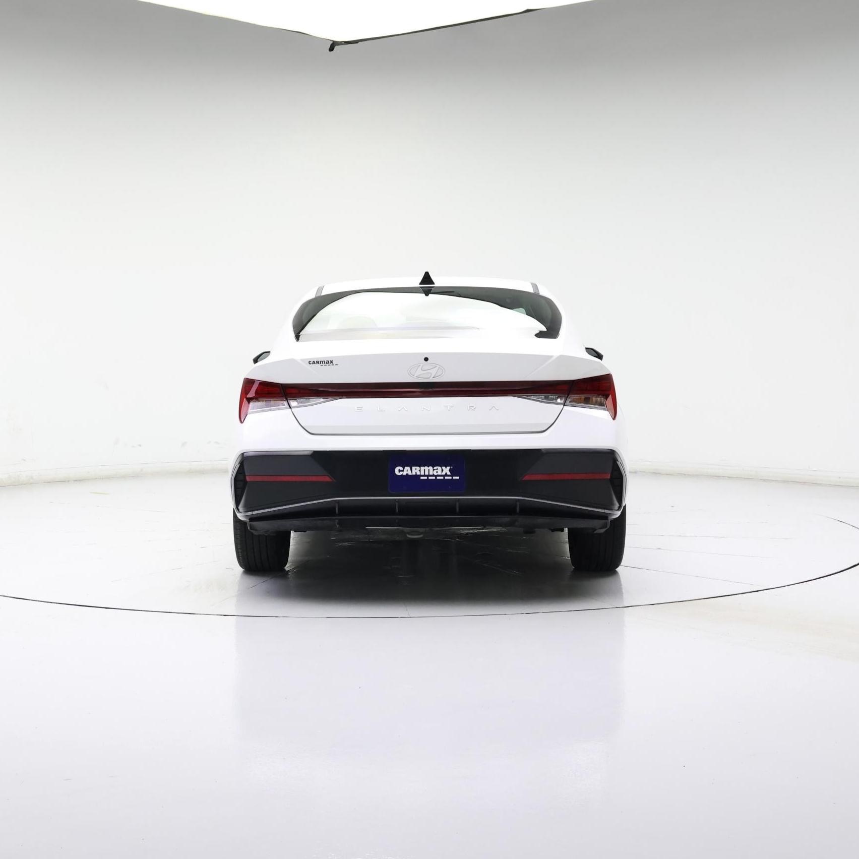 Thumbnail: 2024 Hyundai Elantra - 6