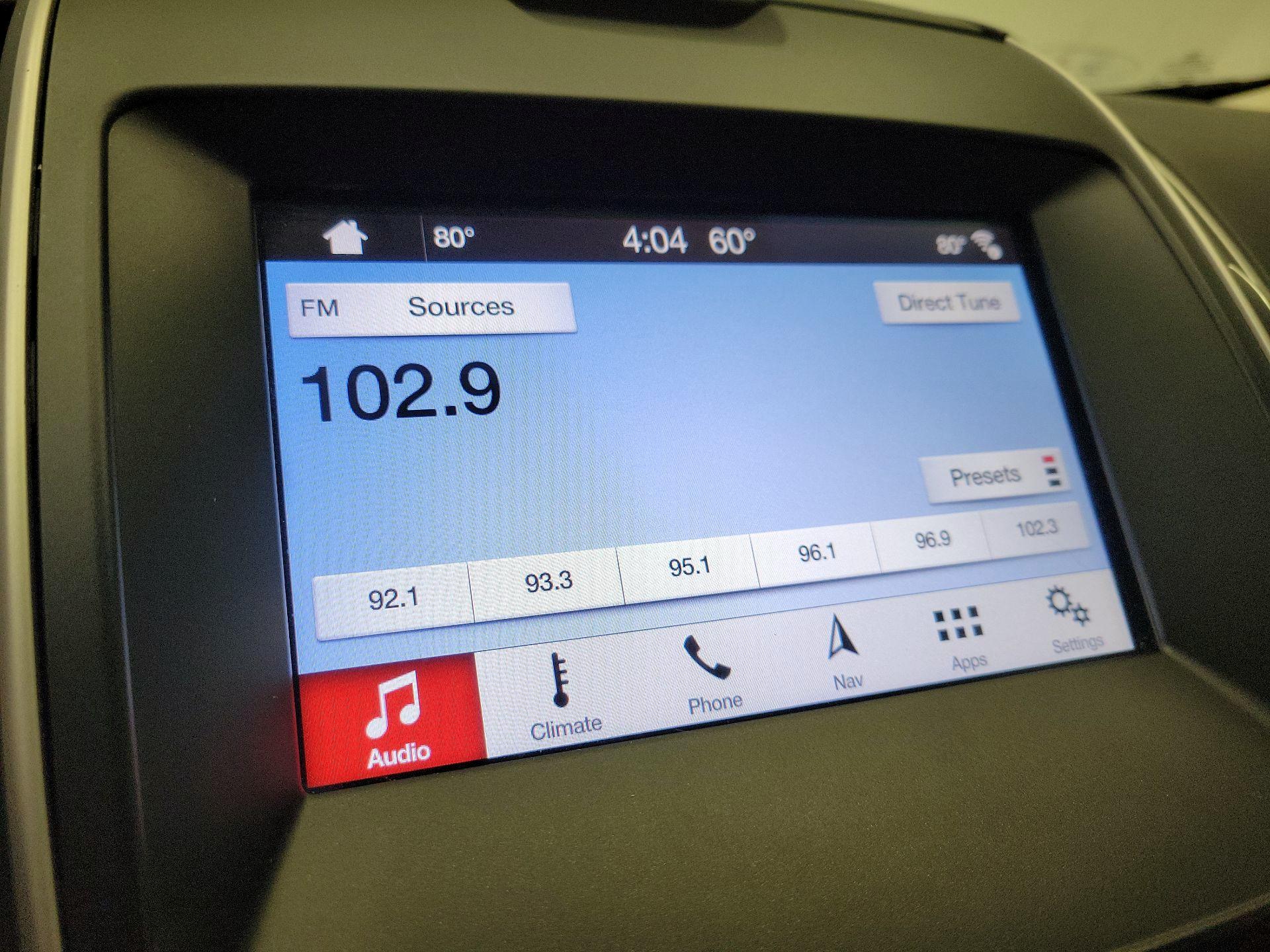 Thumbnail: 2016 Ford Edge - 14