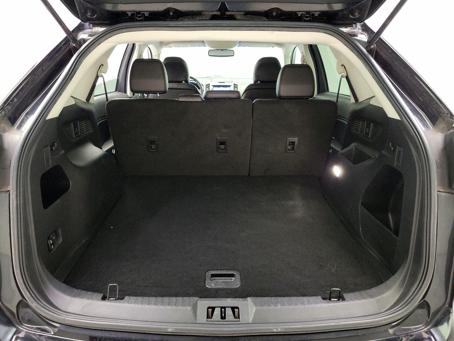 Thumbnail: 2016 Ford Edge - 19