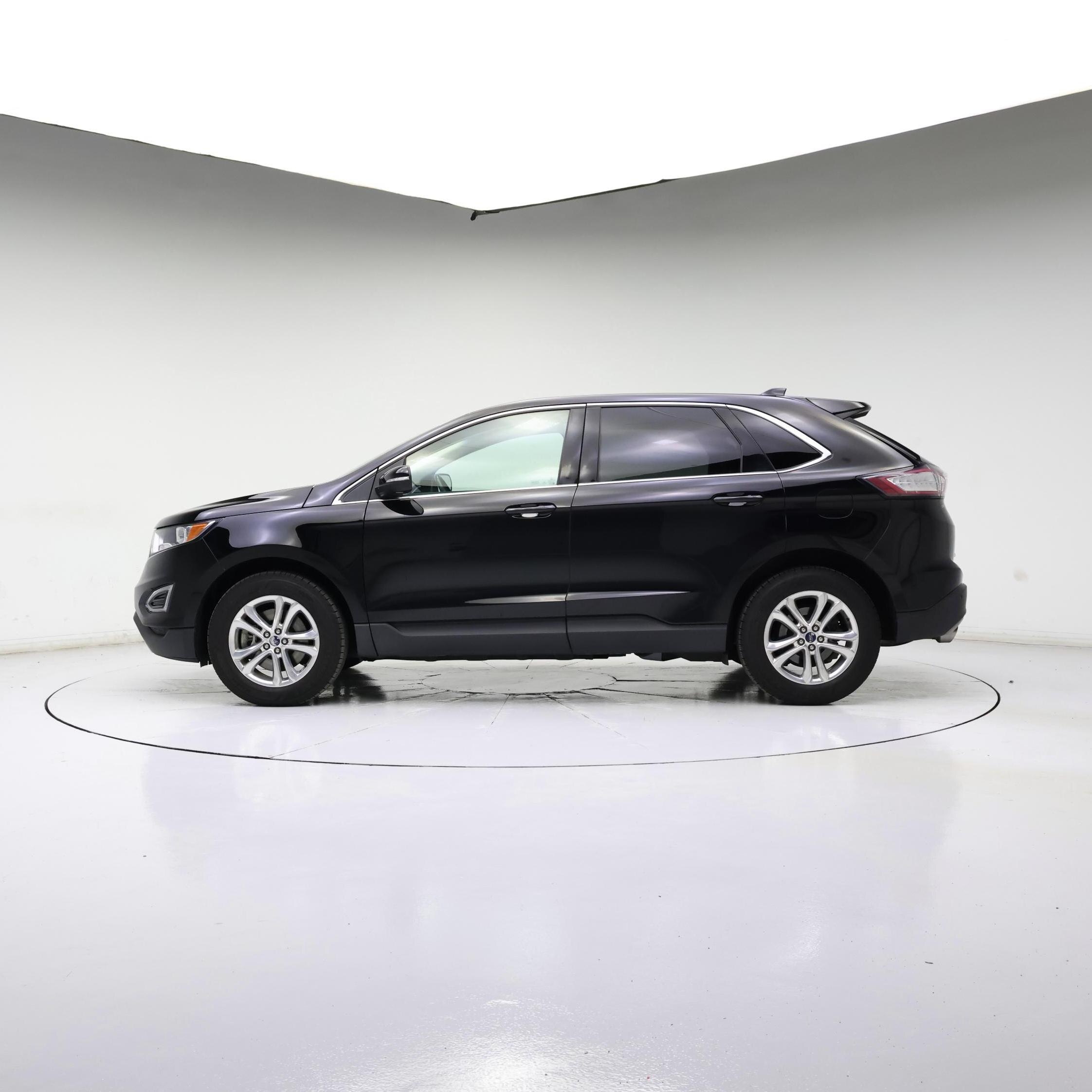 Thumbnail: 2016 Ford Edge - 3