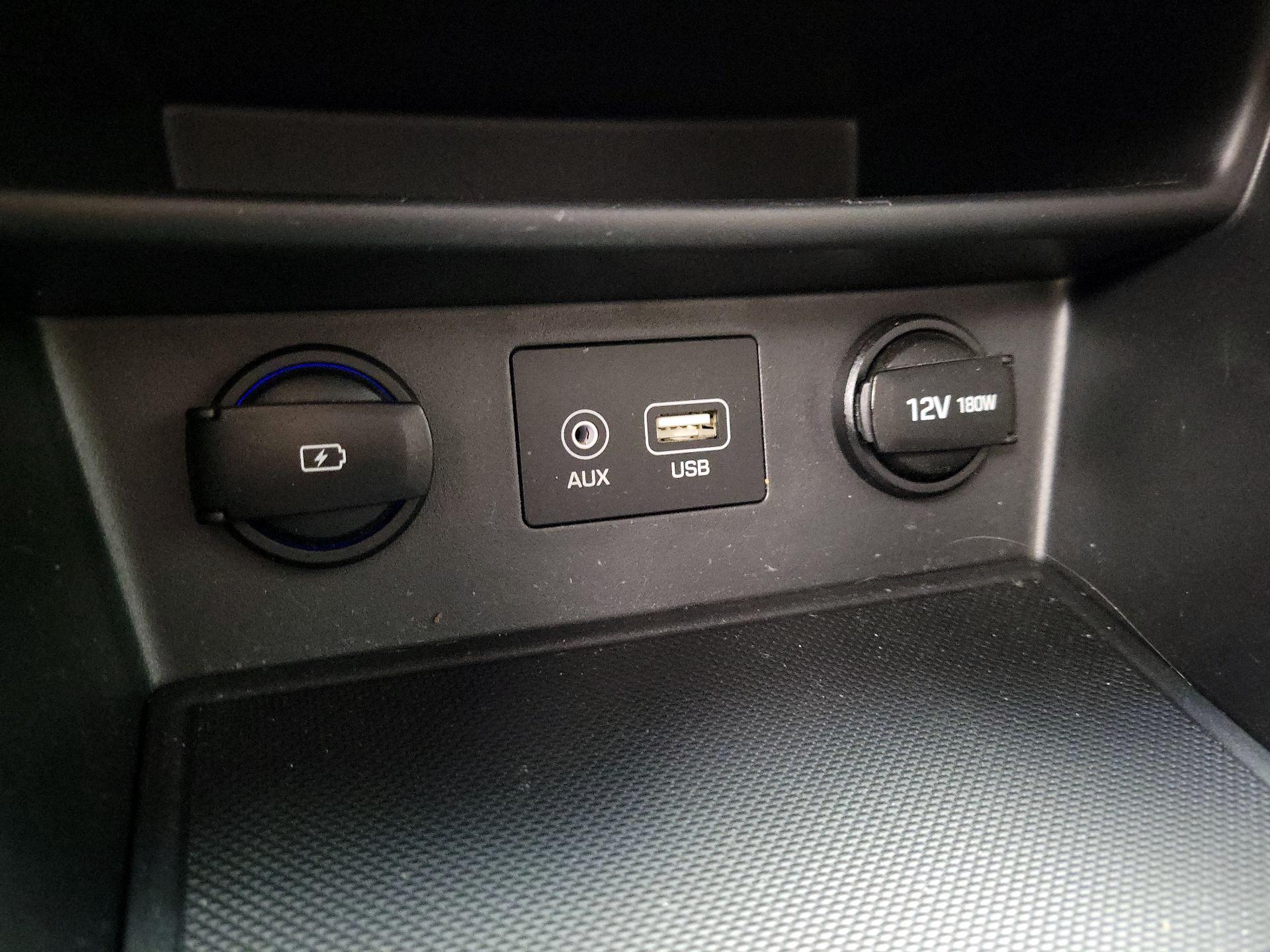 Thumbnail: 2020 Hyundai Kona - 17