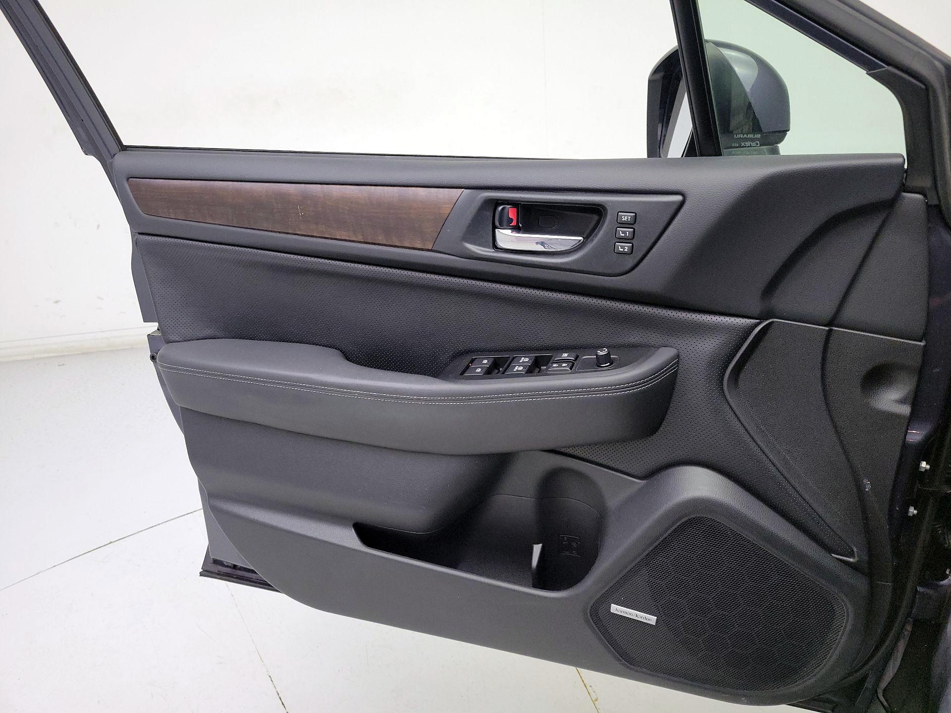 Thumbnail: 2015 Subaru Outback - 12