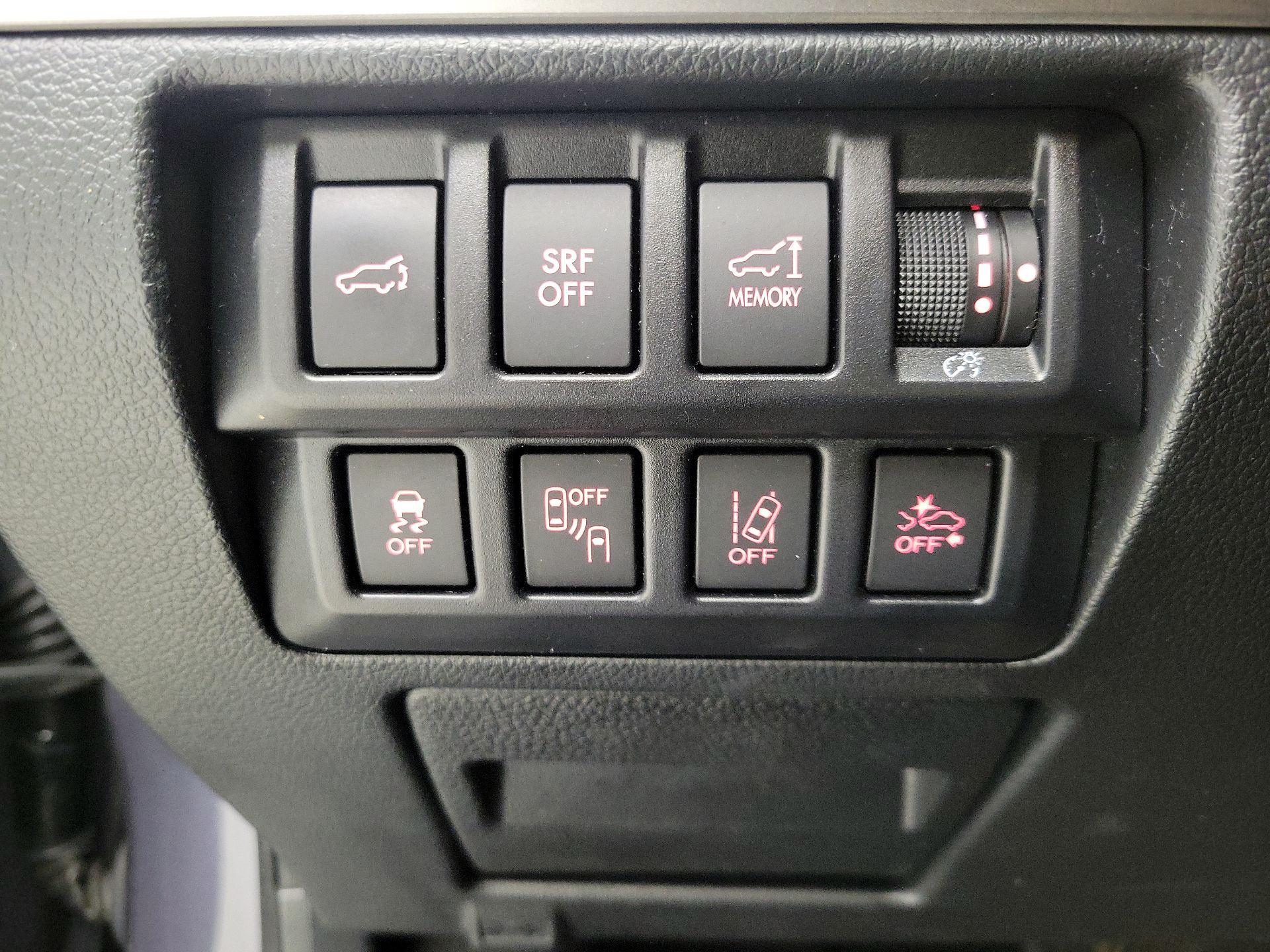 Thumbnail: 2015 Subaru Outback - 13