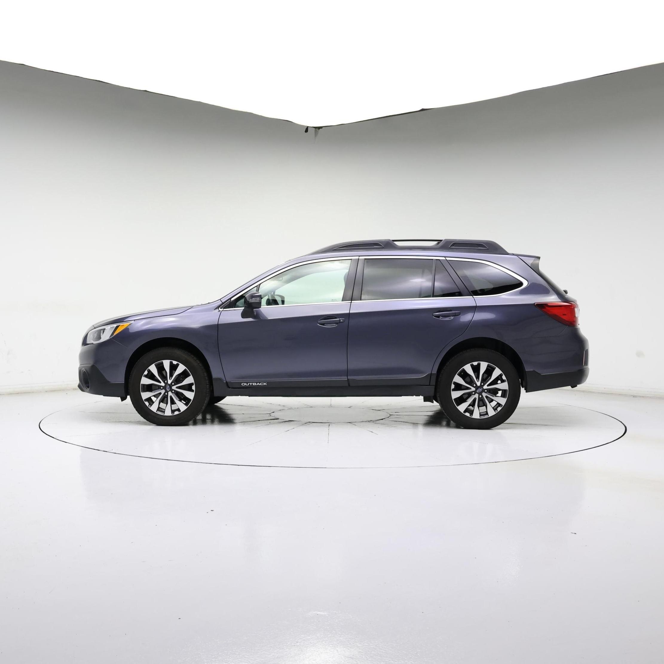 Thumbnail: 2015 Subaru Outback - 3