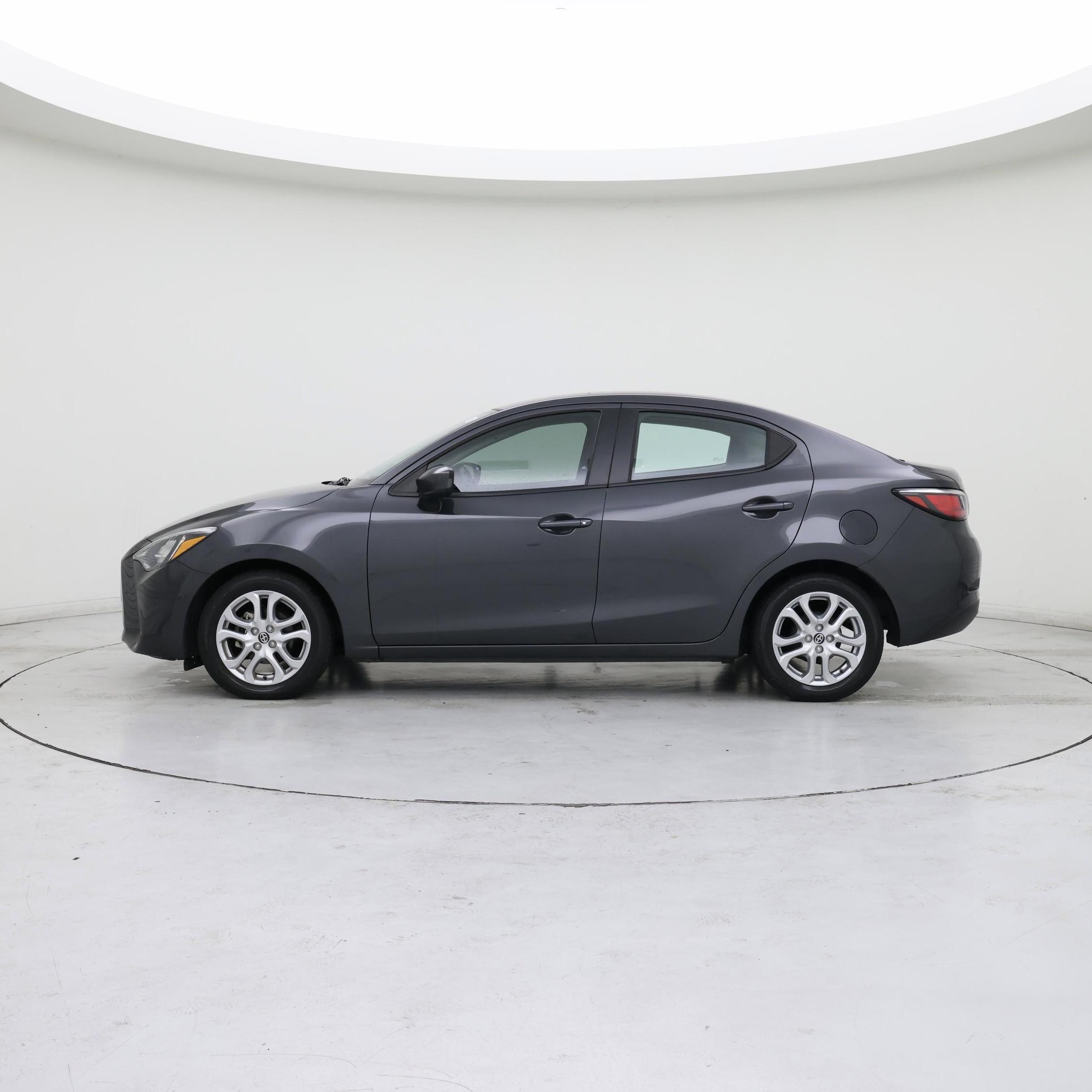 Thumbnail: 2016 Scion iA - 3