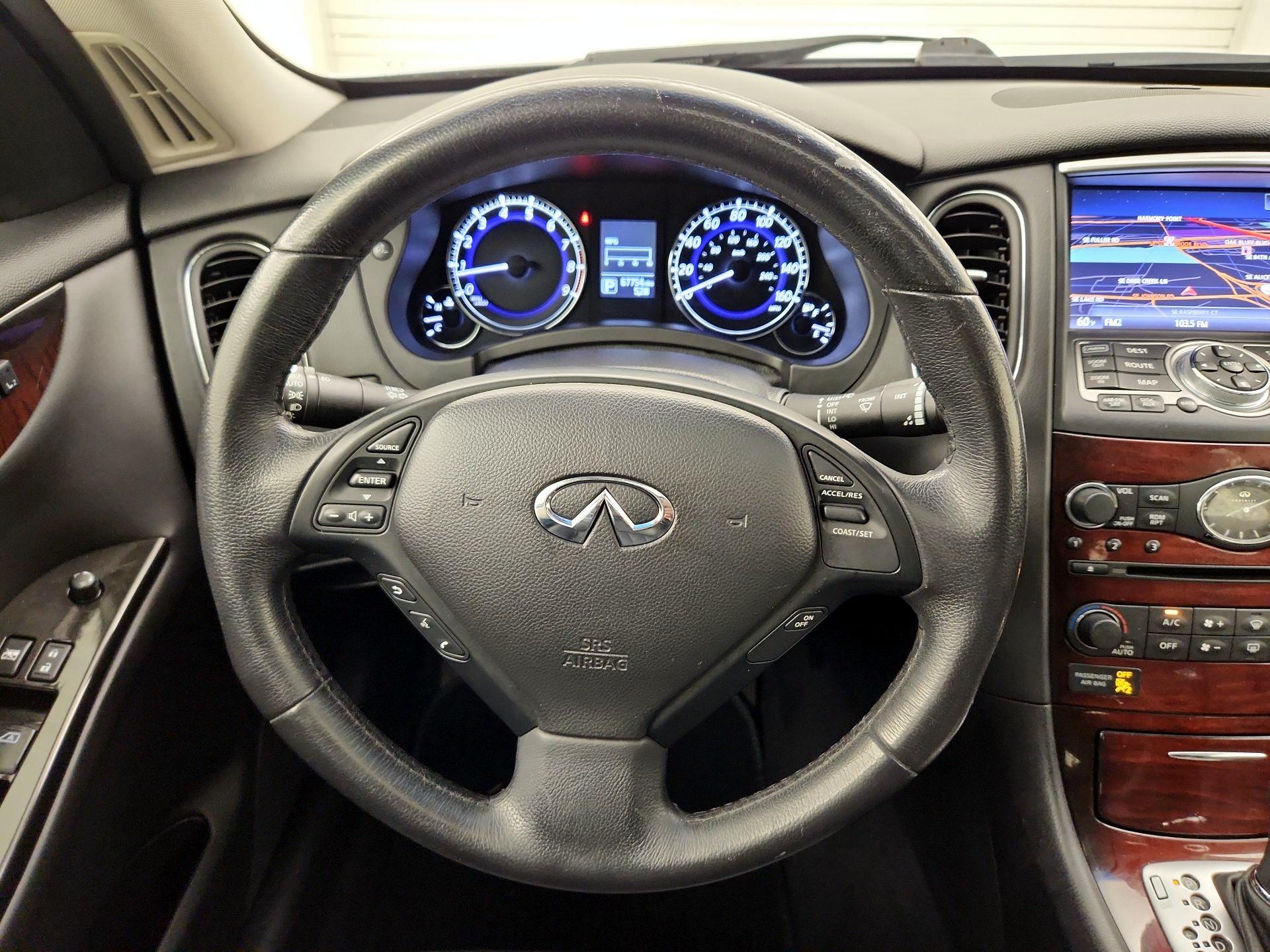 Thumbnail: 2016 INFINITI QX50 - 10