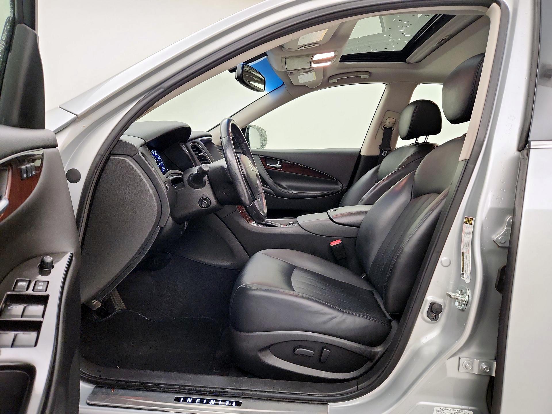 Thumbnail: 2016 INFINITI QX50 - 20