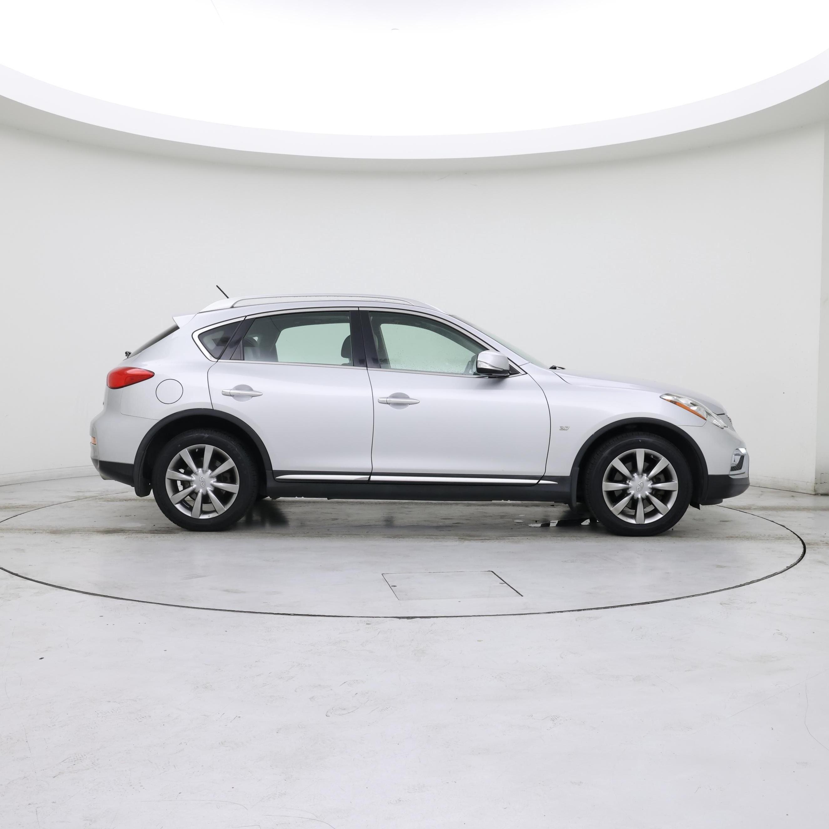 Thumbnail: 2016 INFINITI QX50 - 7