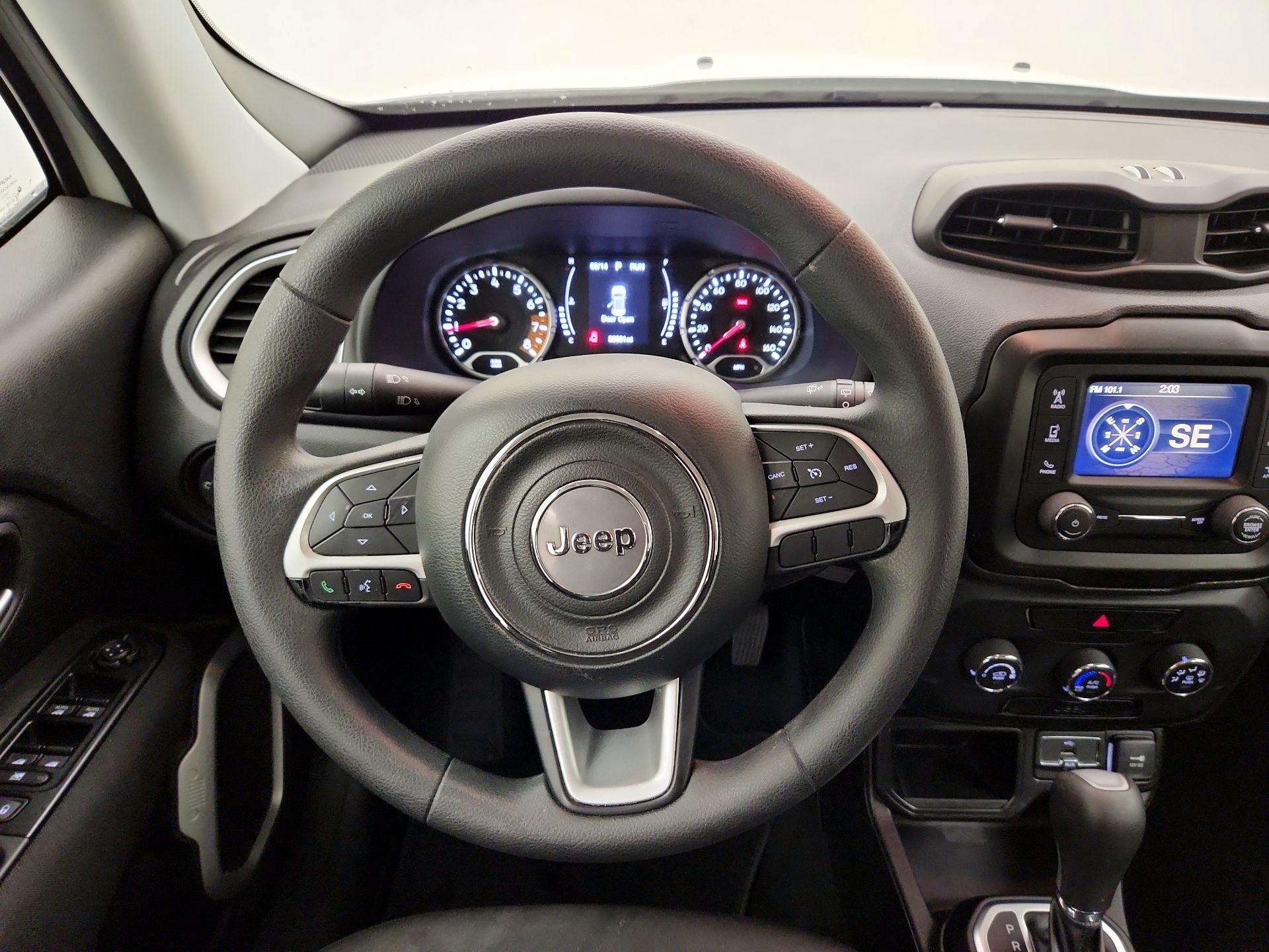 Thumbnail: 2020 Jeep Renegade - 10