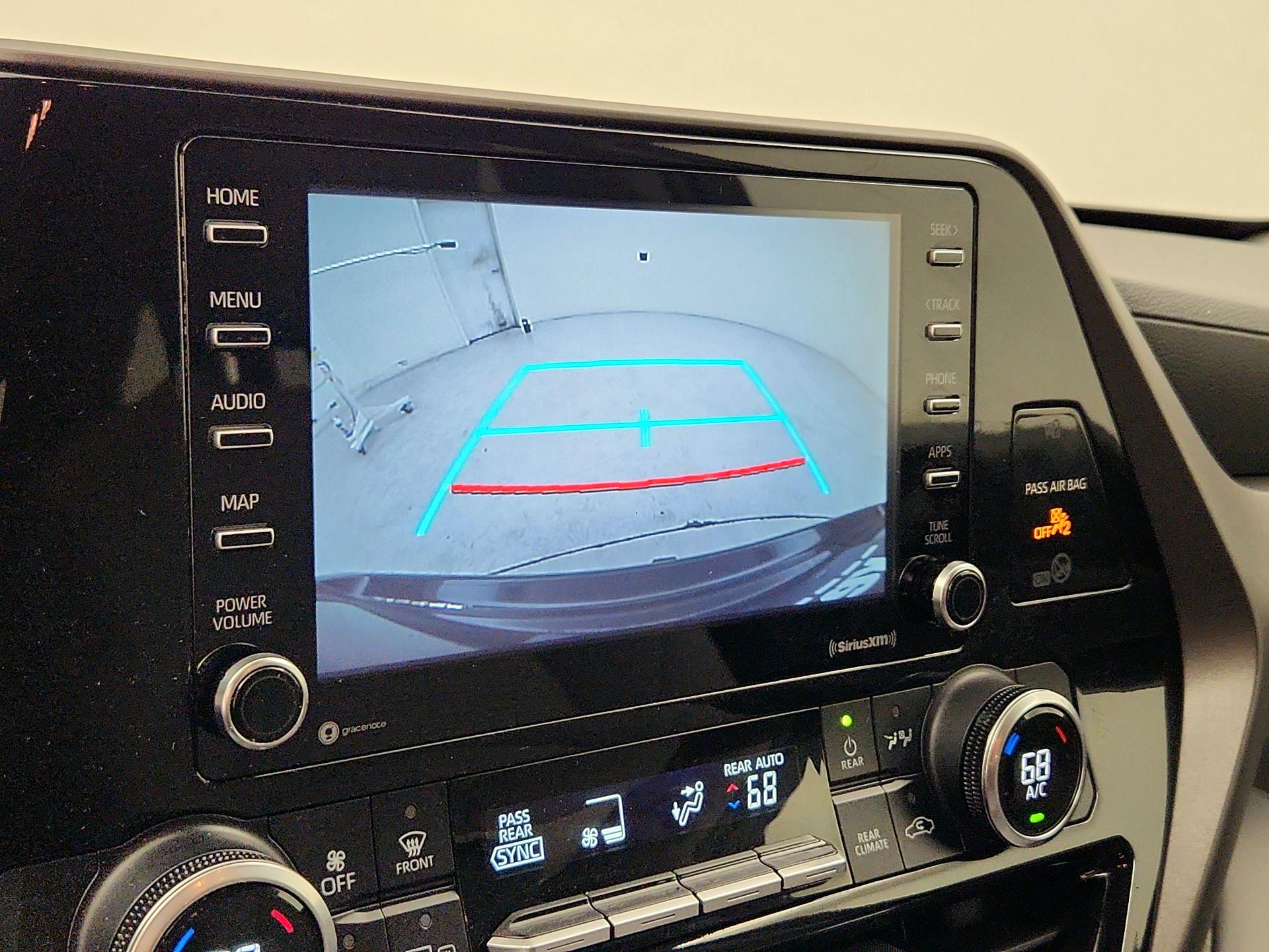 Thumbnail: 2021 Toyota Highlander - 14