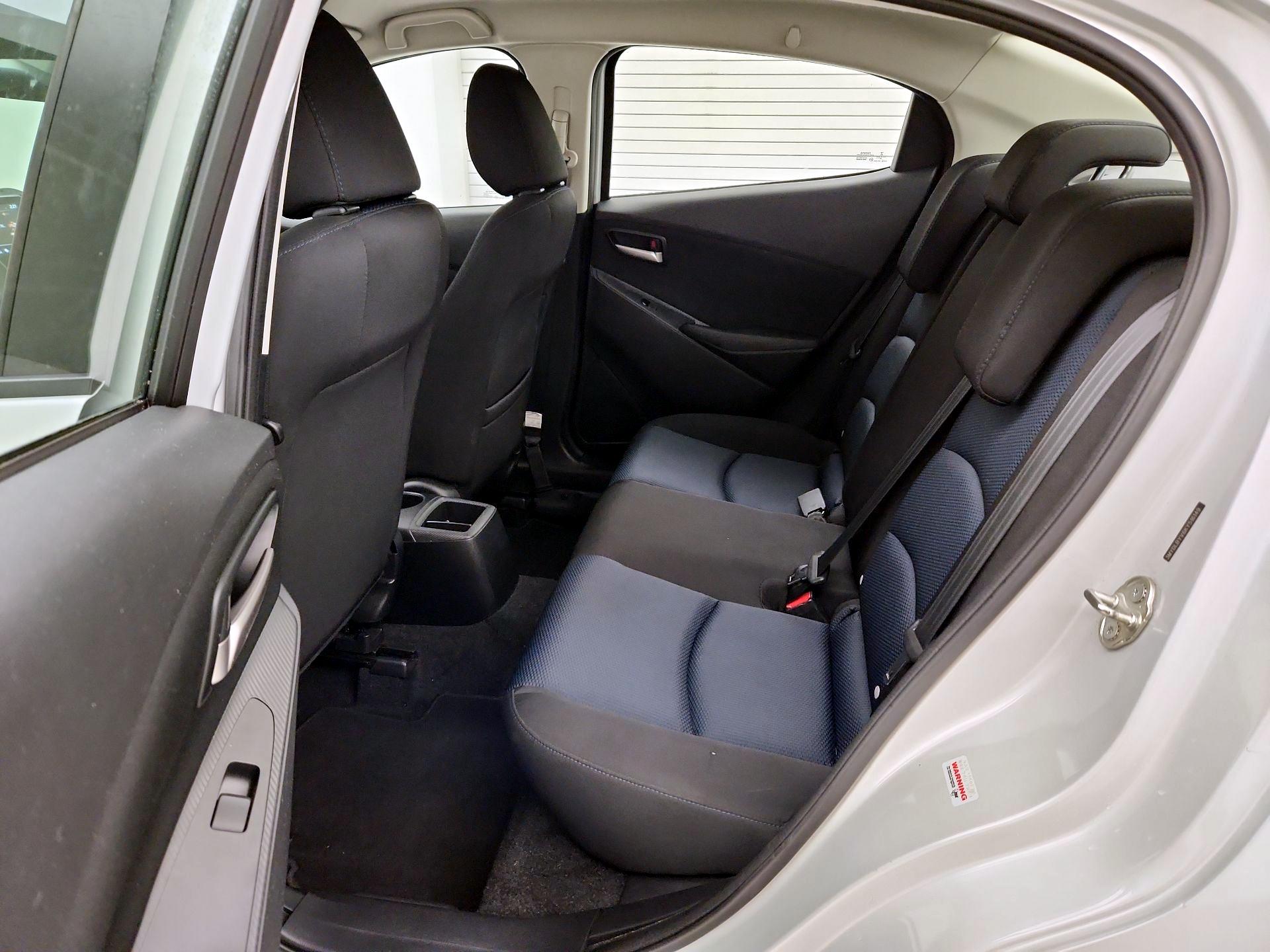 Thumbnail: 2019 Toyota Yaris - 19