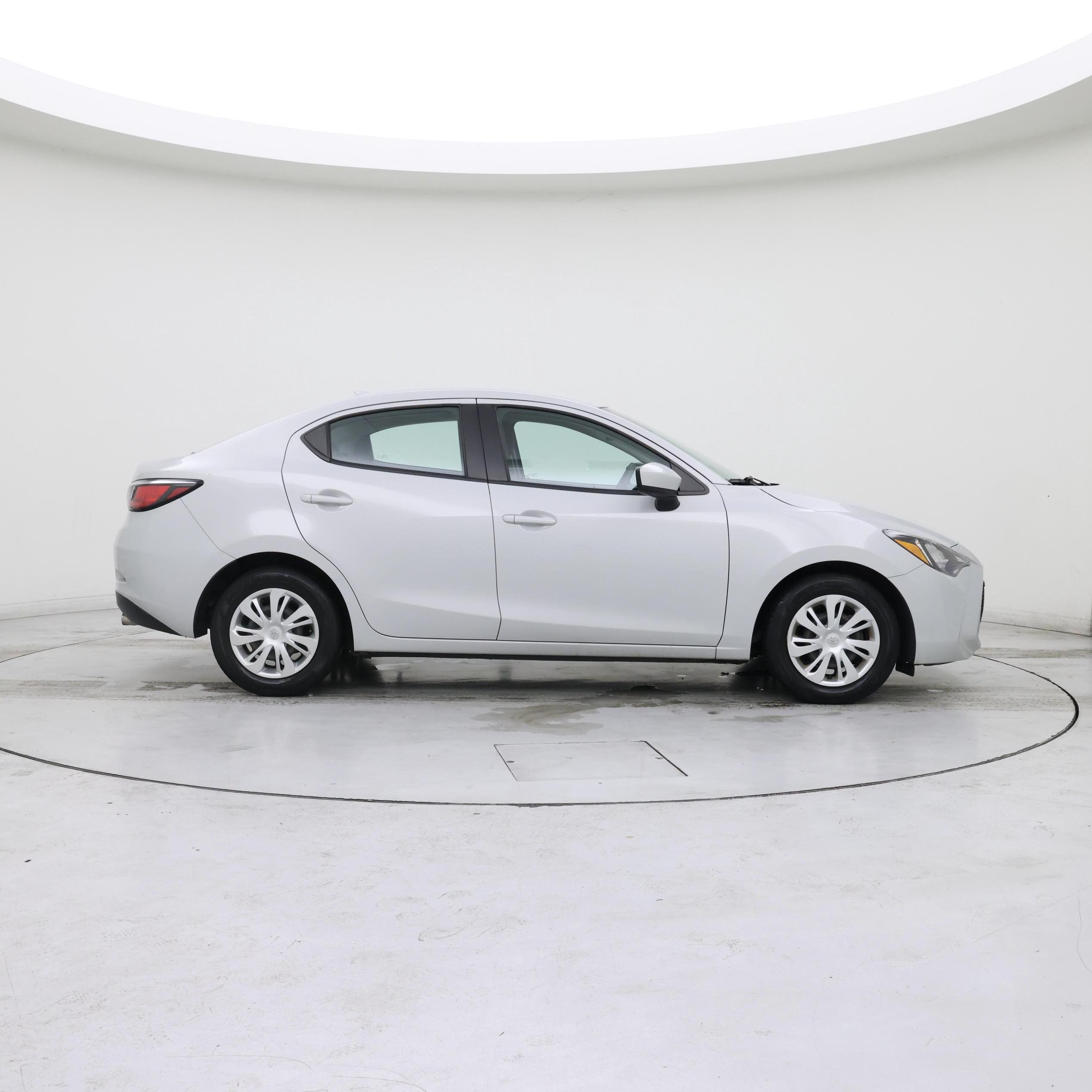 Thumbnail: 2019 Toyota Yaris - 7