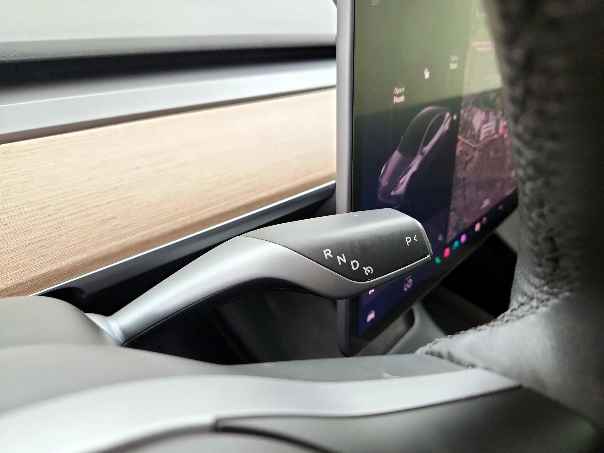 Thumbnail: 2022 Tesla Model Y - 17