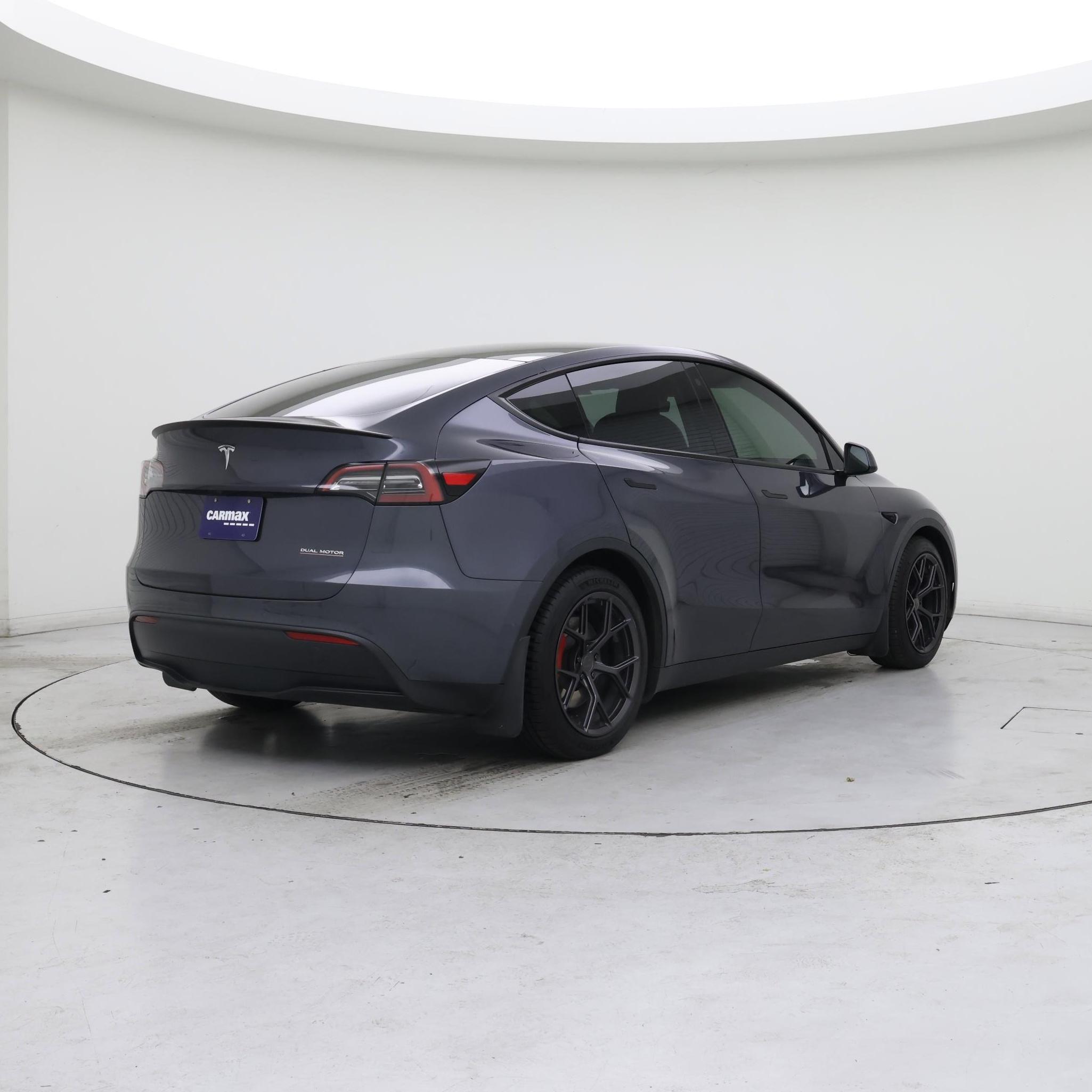 Thumbnail: 2022 Tesla Model Y - 8