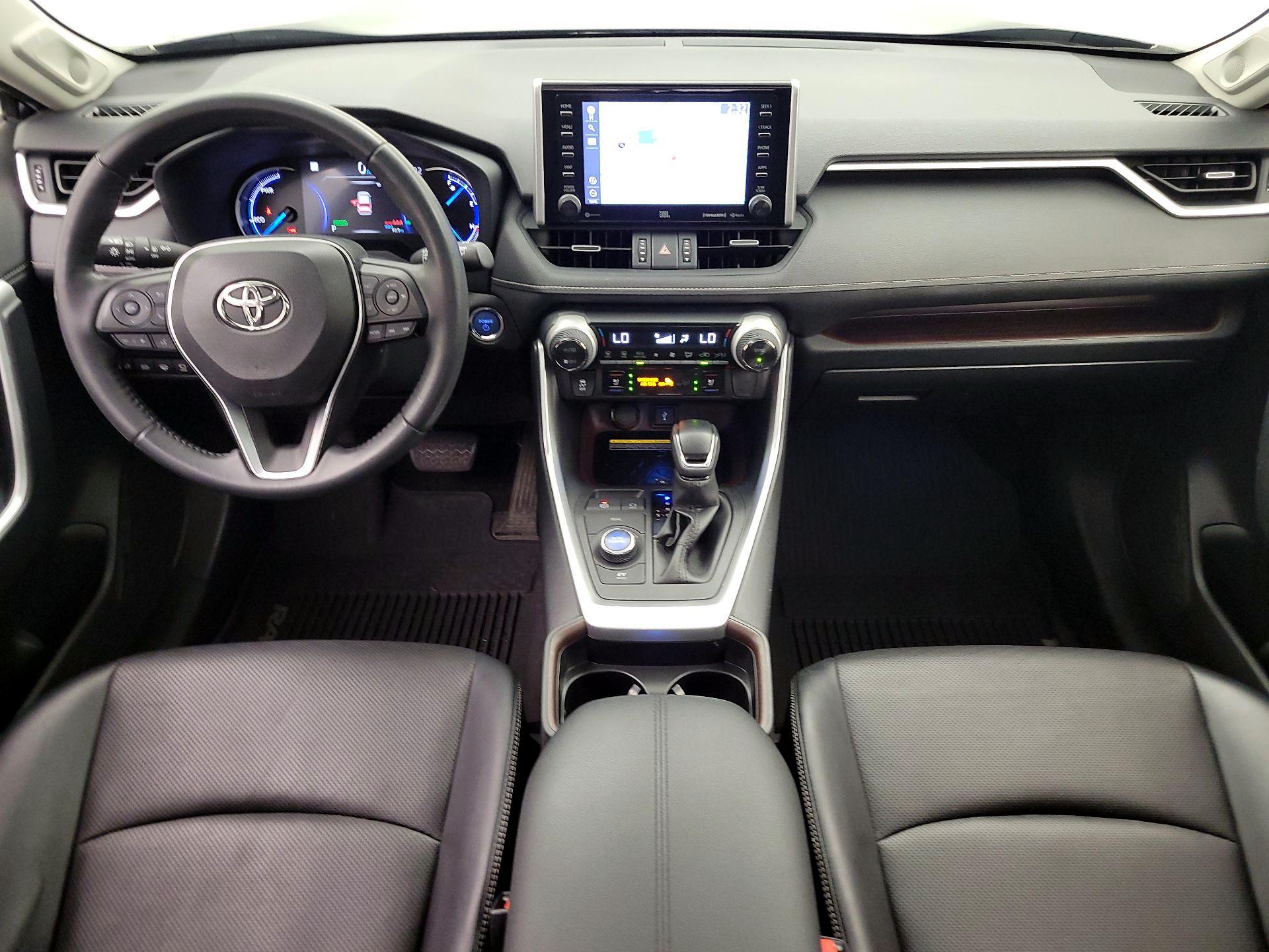 Thumbnail: 2020 Toyota RAV4 - 9