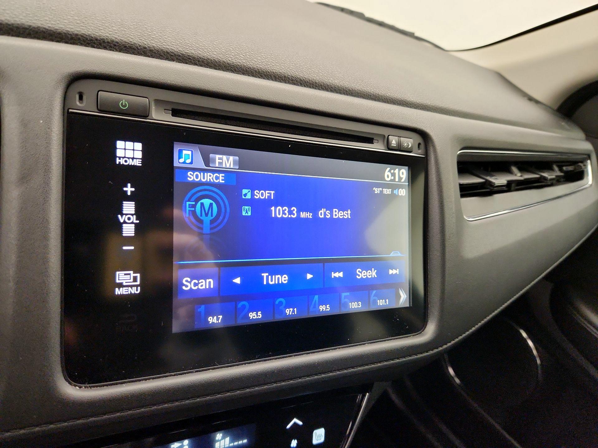 Thumbnail: 2016 Honda HR-V - 15