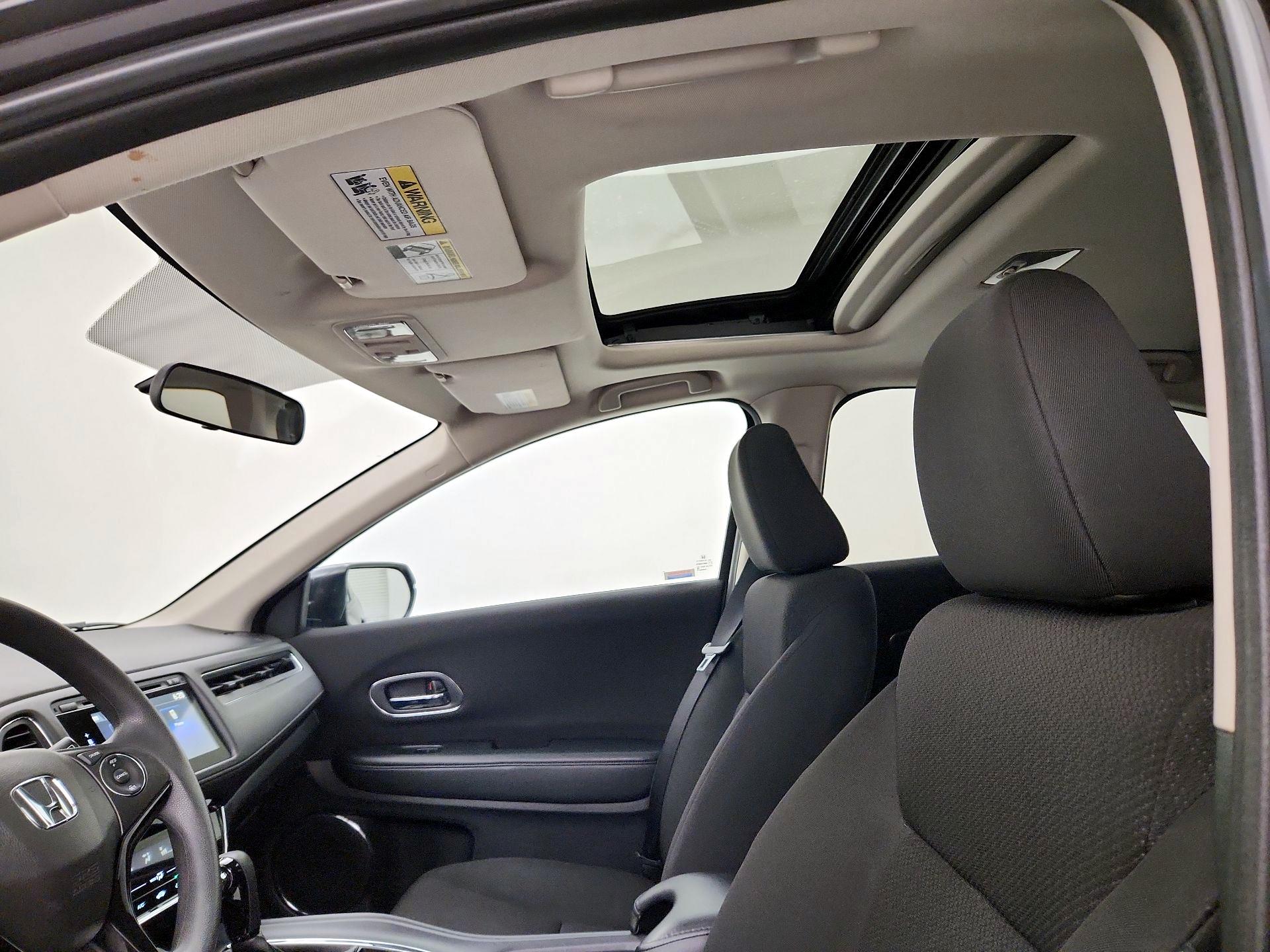 Thumbnail: 2016 Honda HR-V - 19