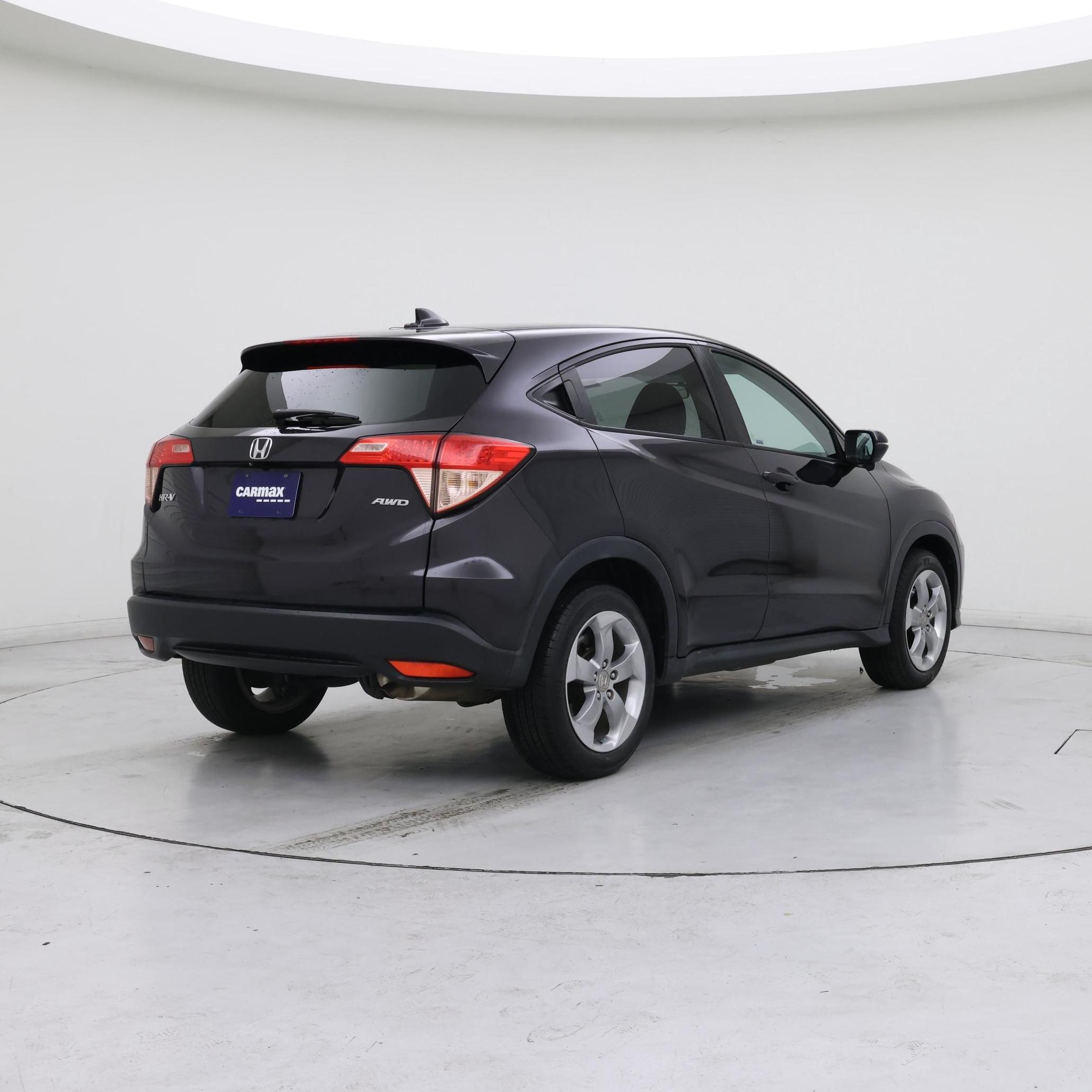 Thumbnail: 2016 Honda HR-V - 8