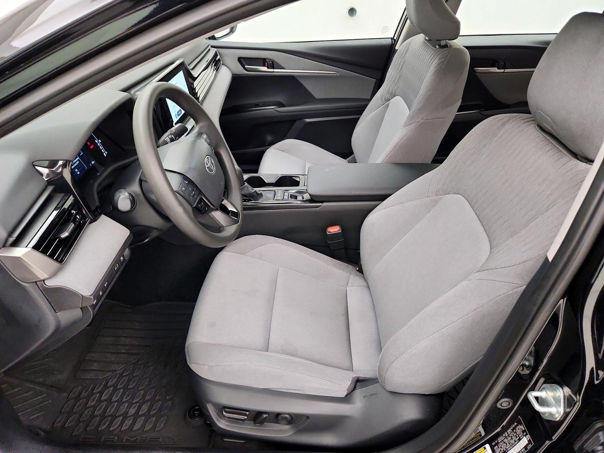 Thumbnail: 2025 Toyota Camry - 11