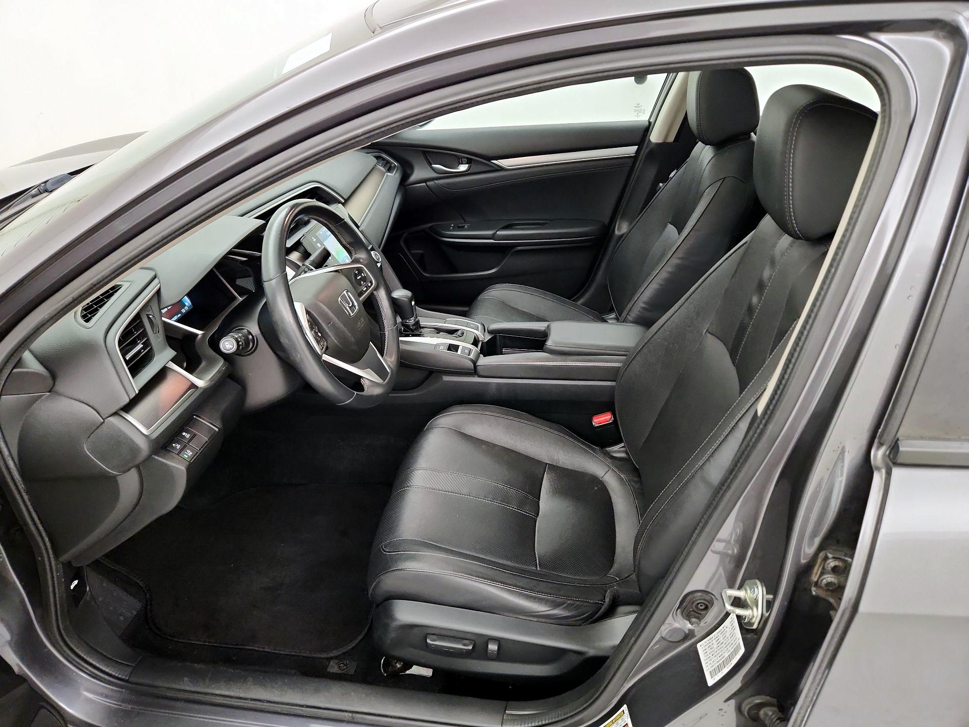 Thumbnail: 2016 Honda Civic - 11