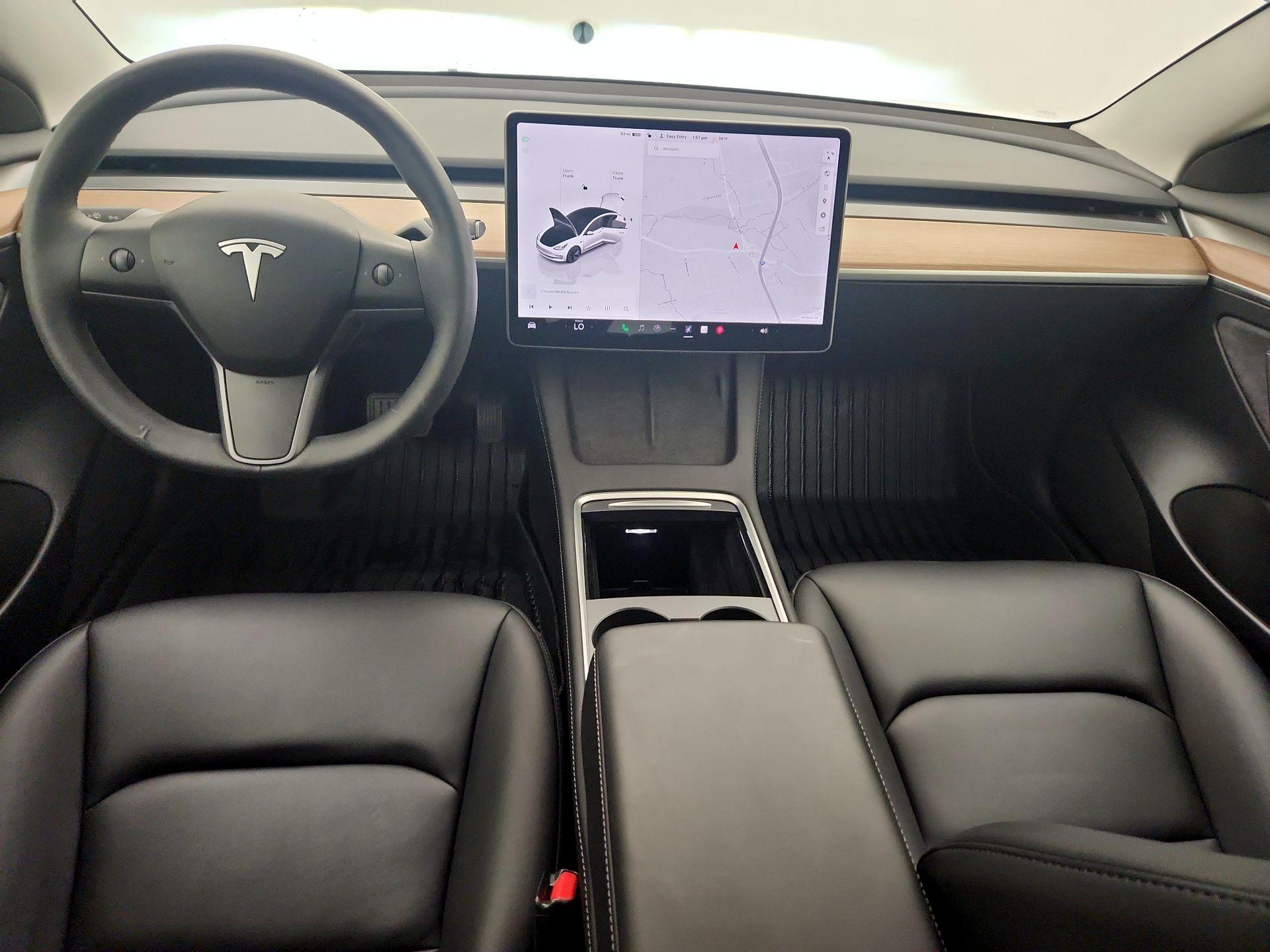 Thumbnail: 2023 Tesla Model 3 - 9