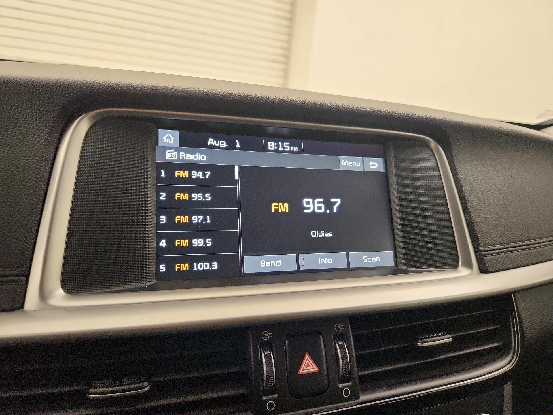 Thumbnail: 2019 Kia Optima - 15