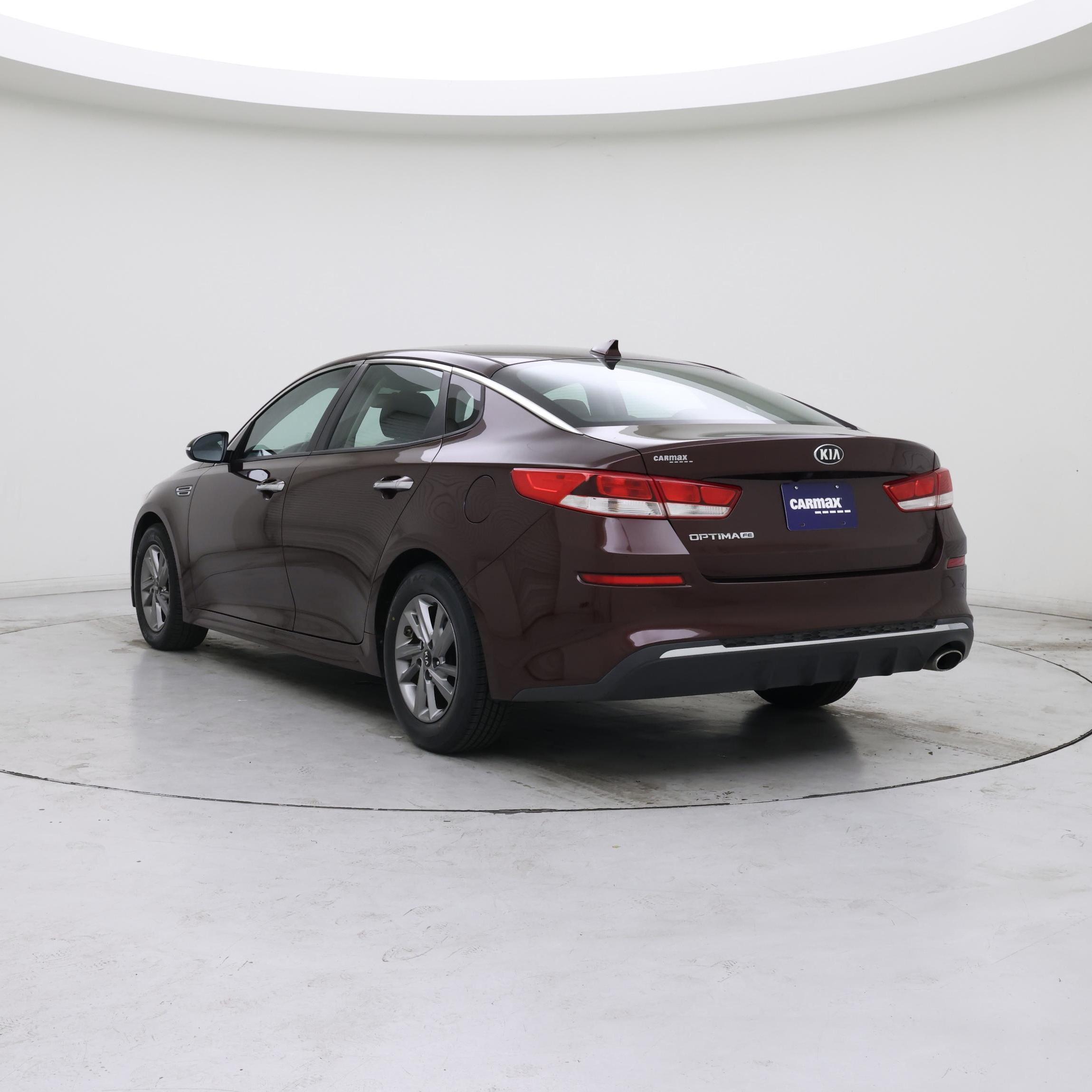 Thumbnail: 2019 Kia Optima - 2