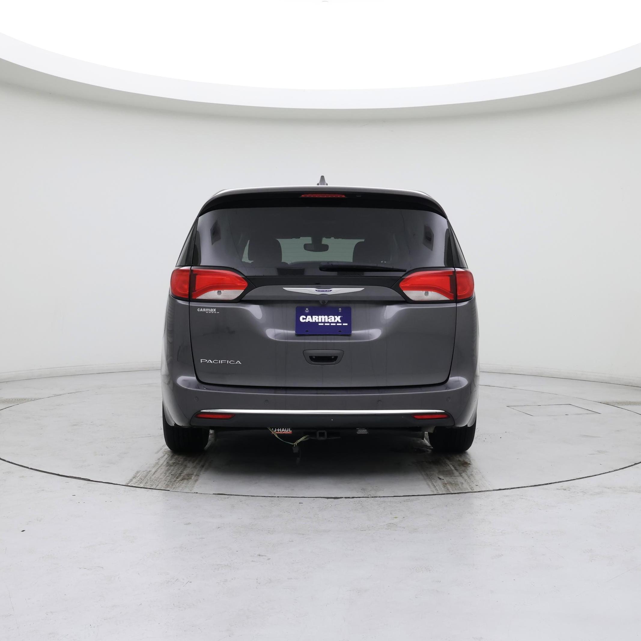 Thumbnail: 2018 Chrysler Pacifica - 6