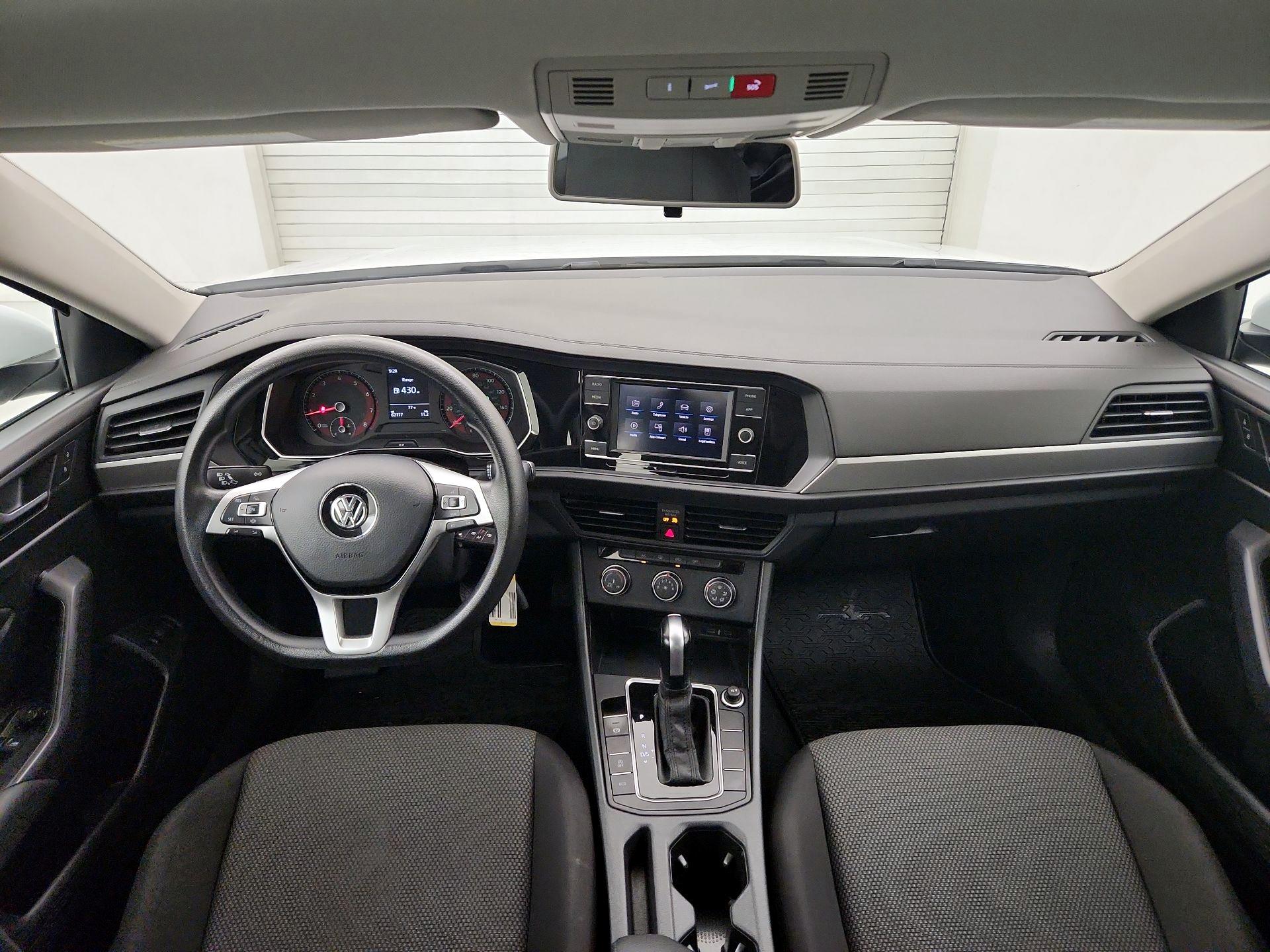 Thumbnail: 2020 Volkswagen Jetta - 9