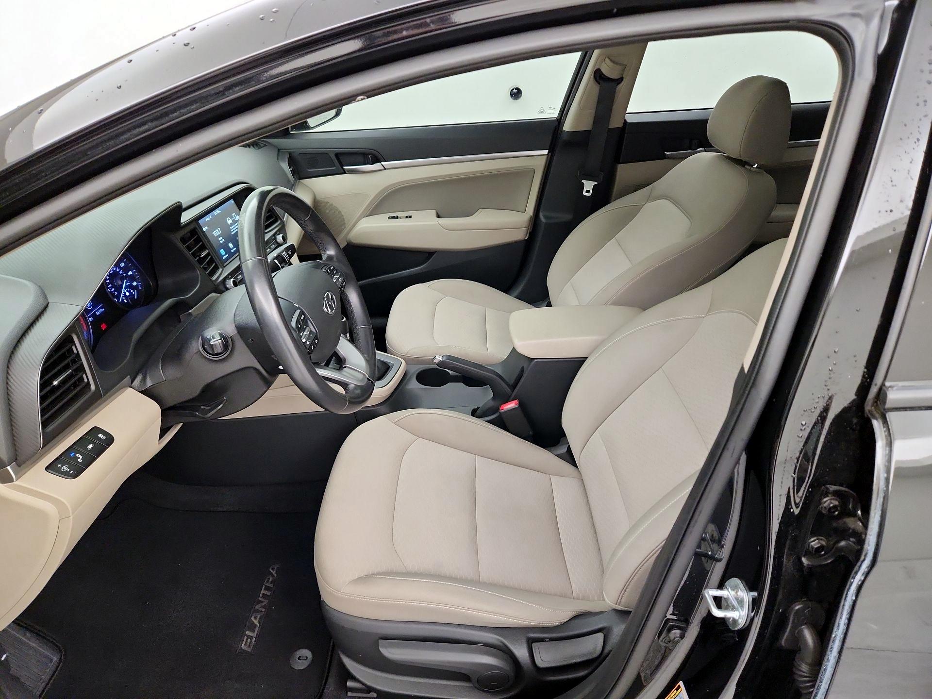 Thumbnail: 2020 Hyundai Elantra - 11