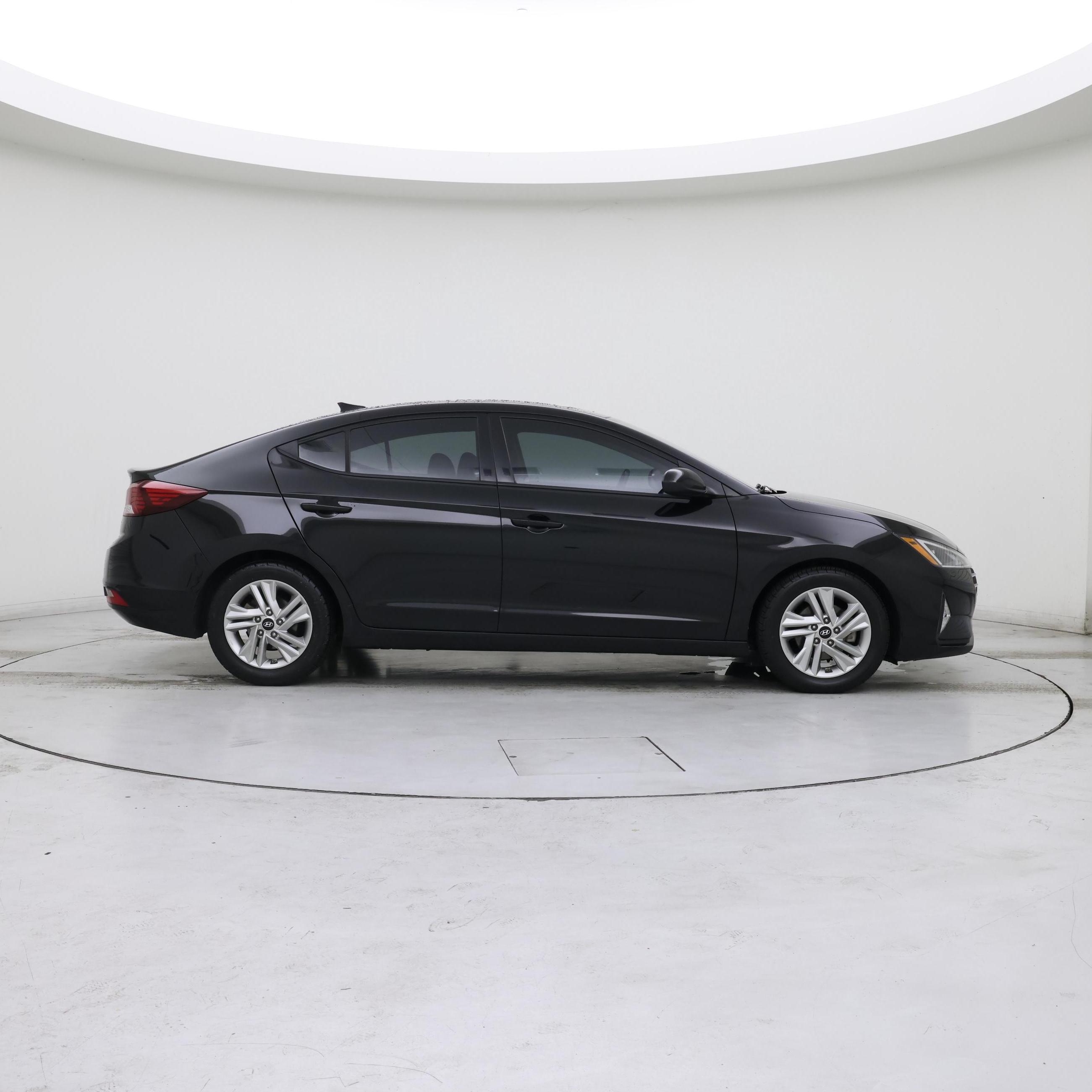 Thumbnail: 2020 Hyundai Elantra - 7