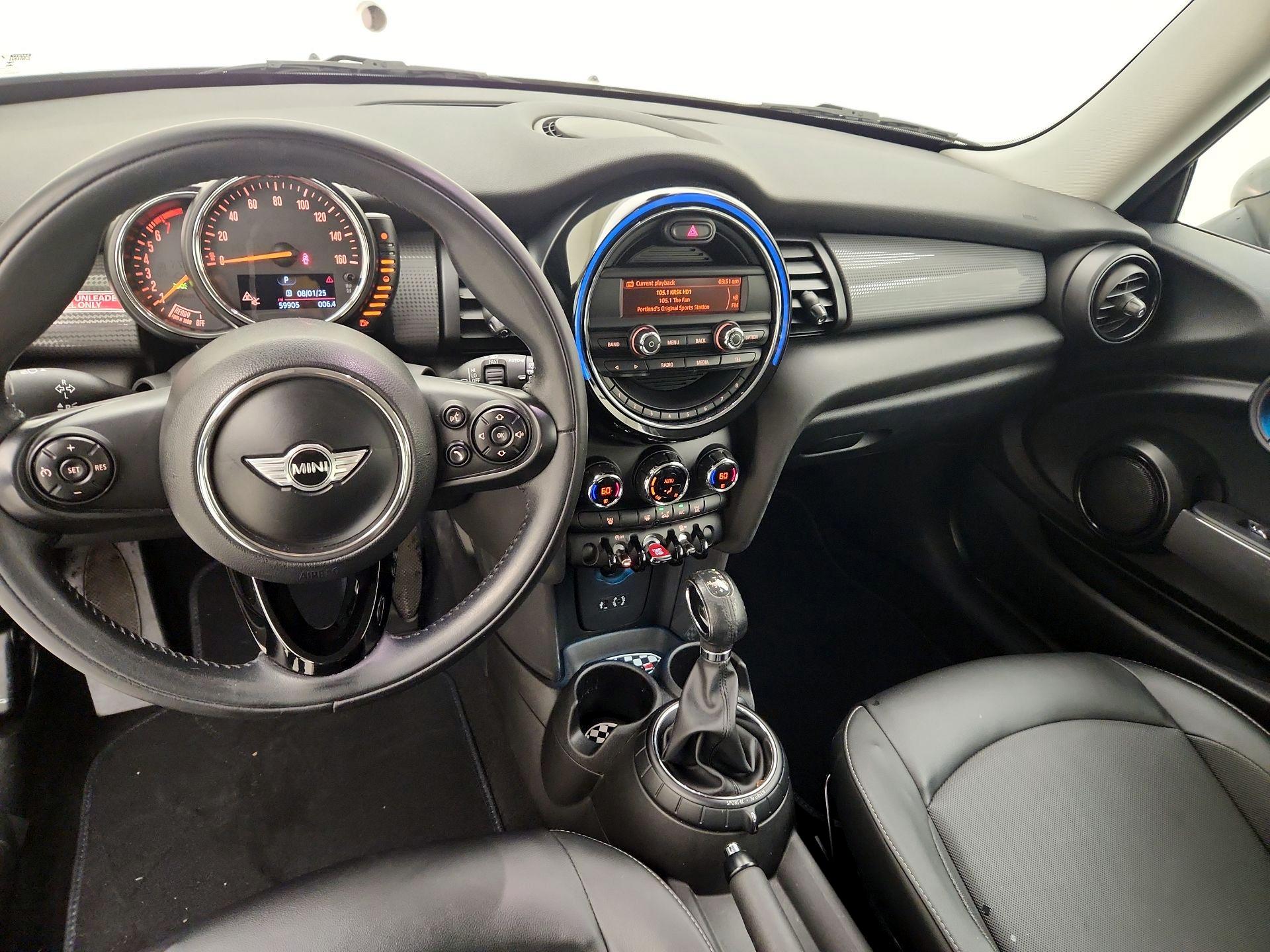 Thumbnail: 2015 MINI Cooper Hardtop - 9