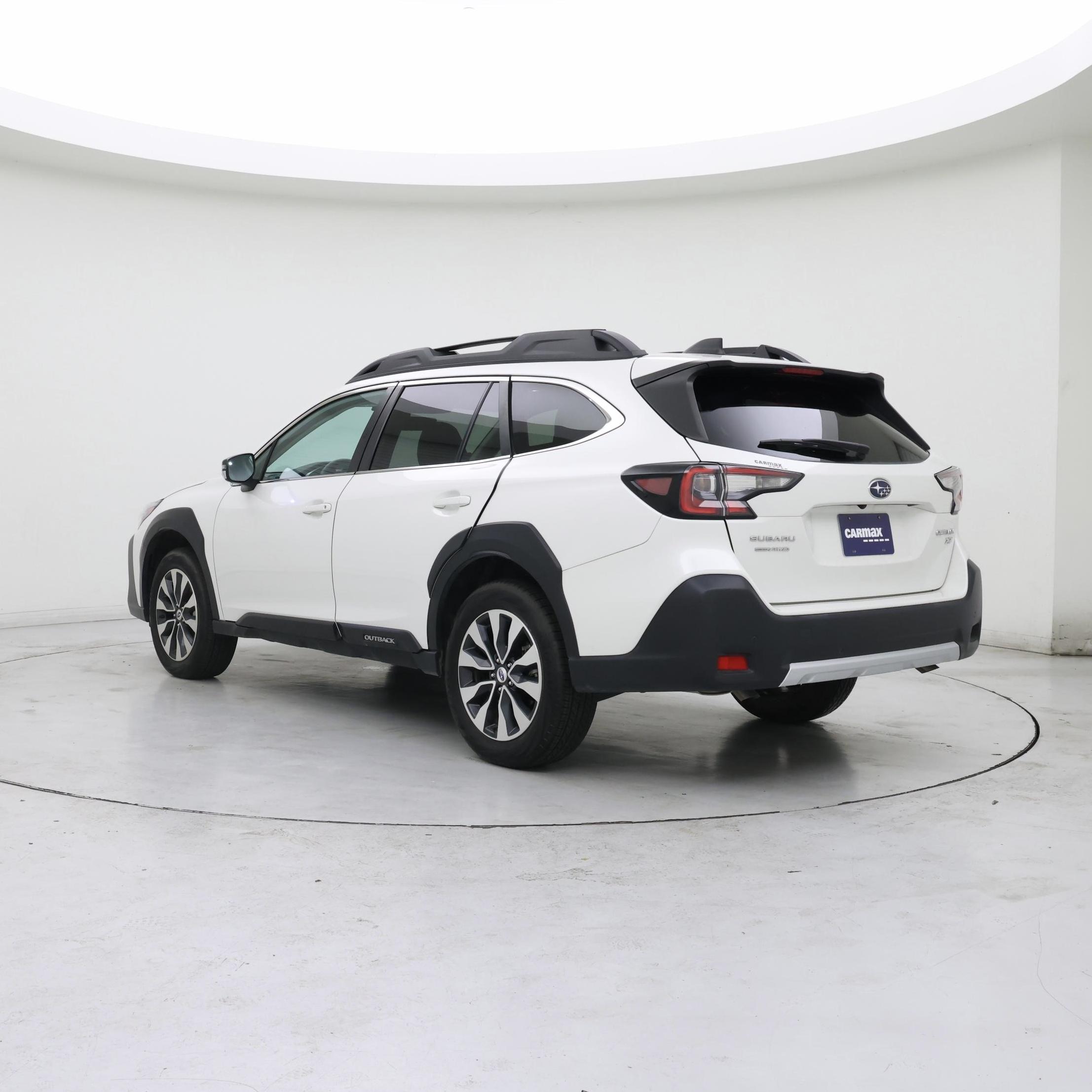 Thumbnail: 2023 Subaru Outback - 2