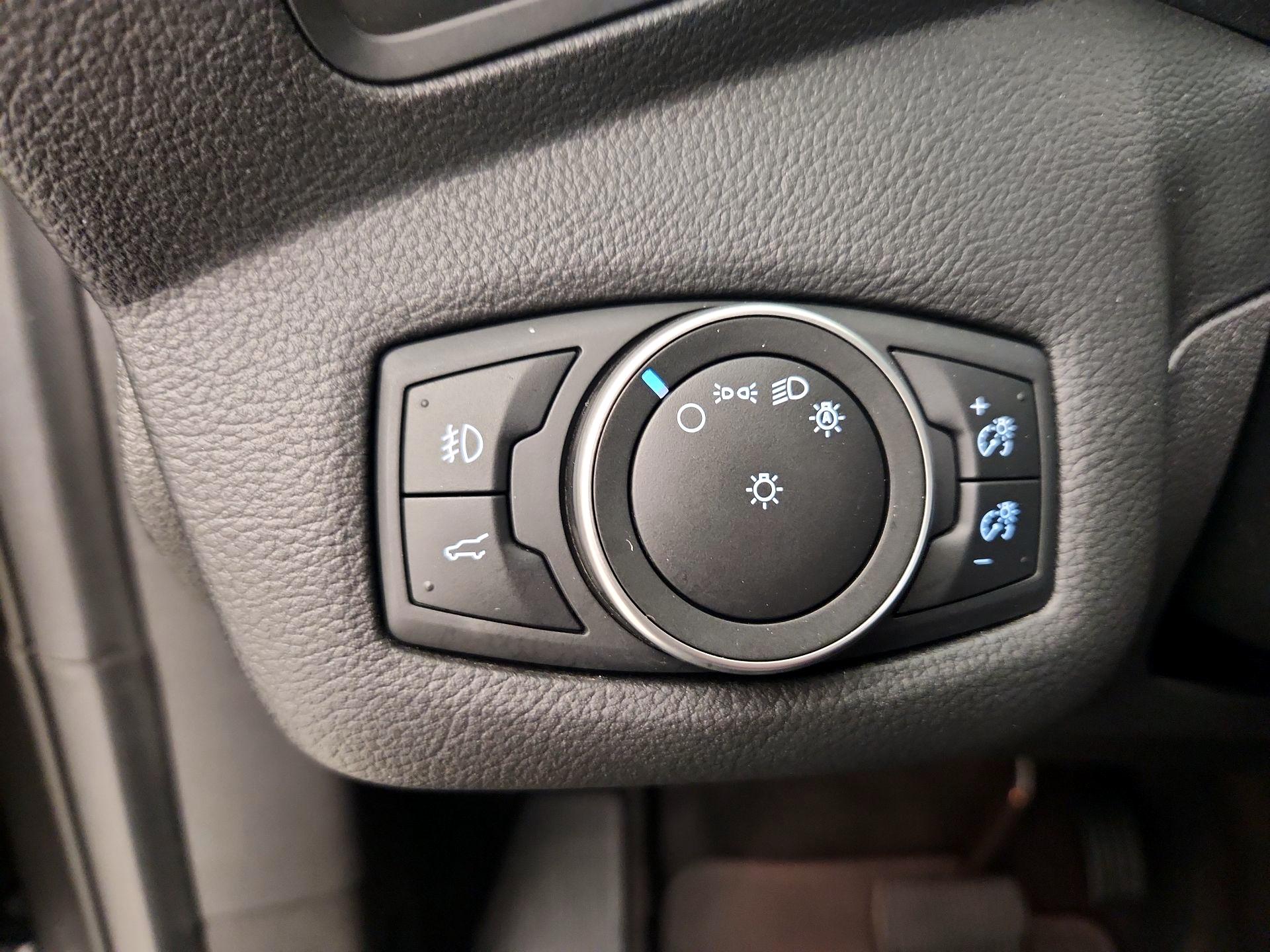 Thumbnail: 2018 Ford Escape - 13