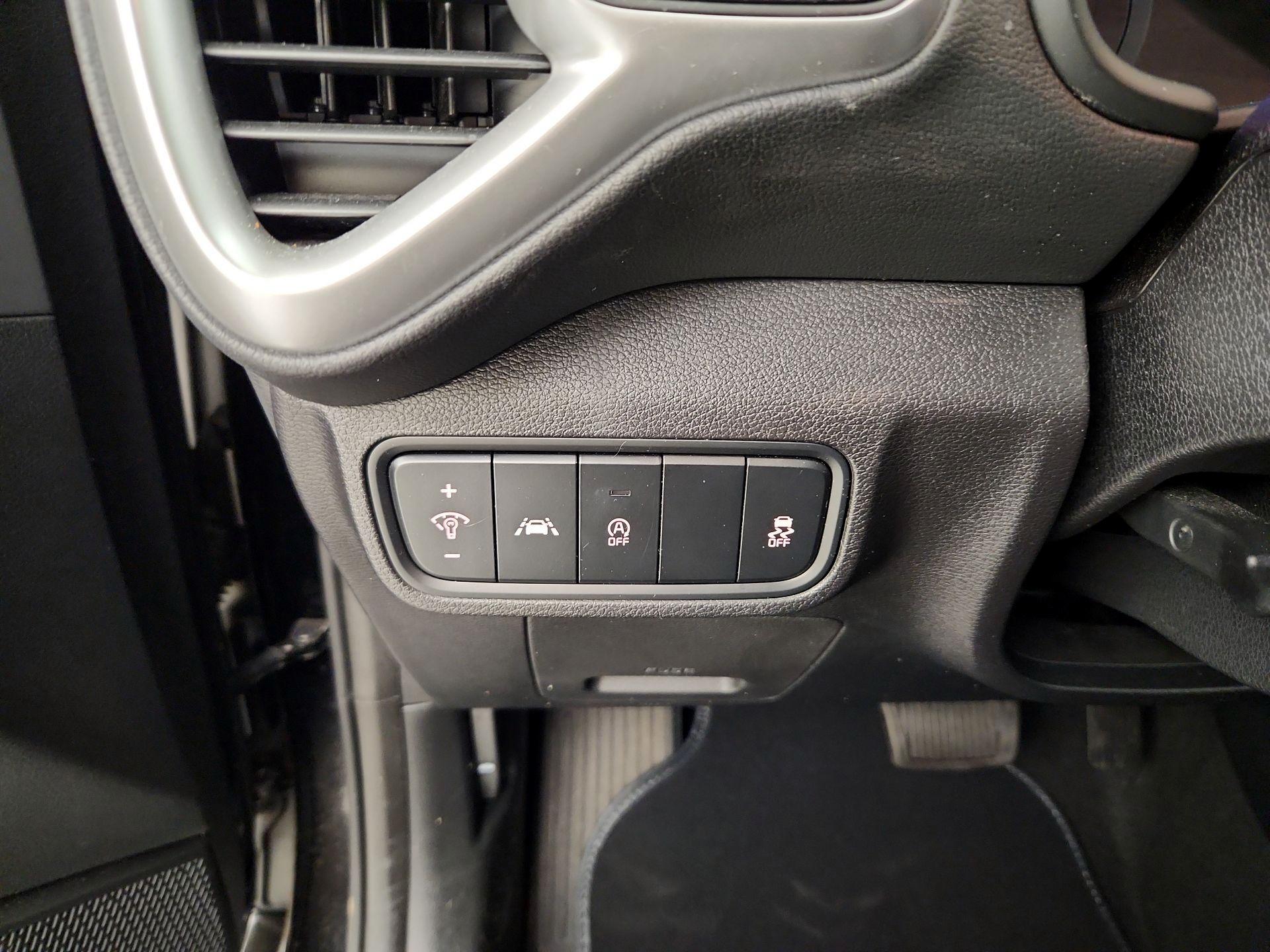 Thumbnail: 2020 Kia Soul - 13